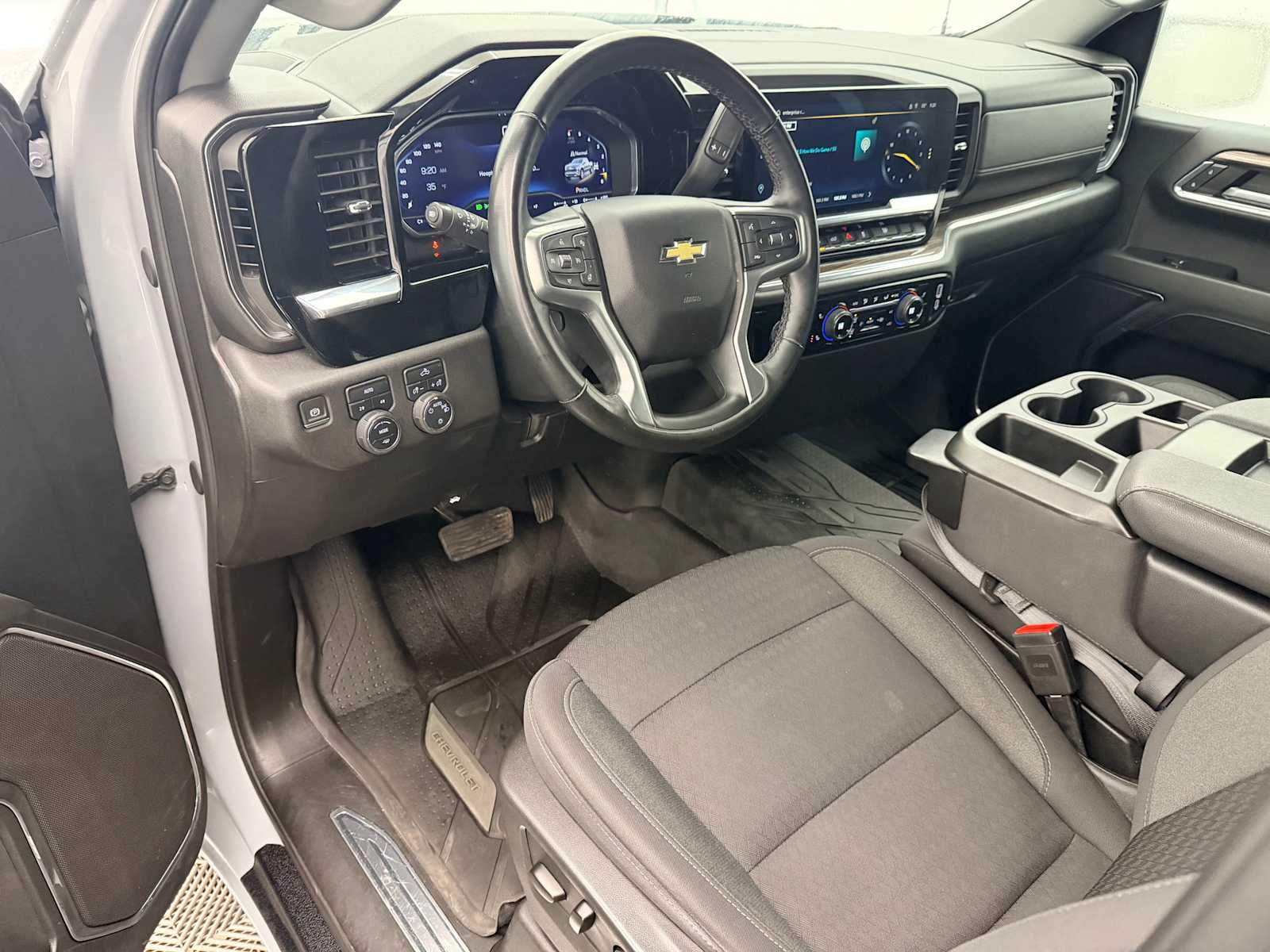 Thumbnail: 2024 Chevrolet Silverado 1500 - 2