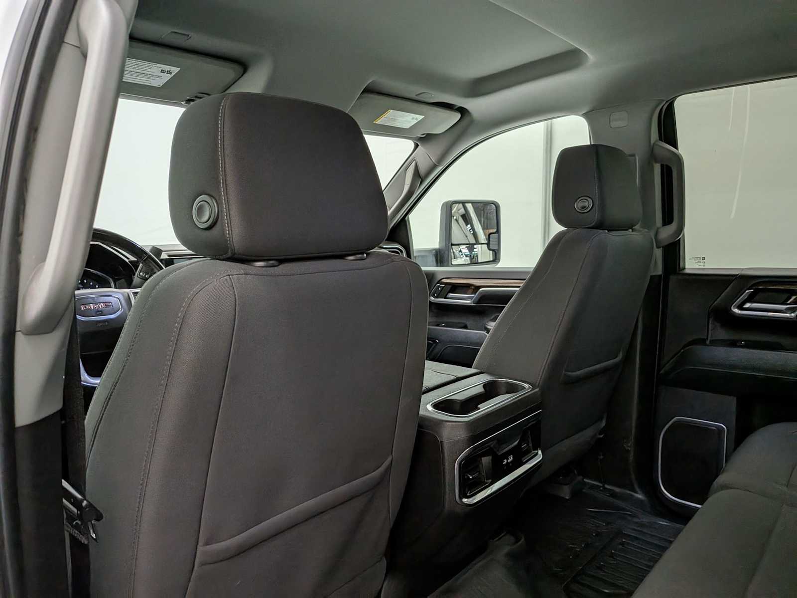 Thumbnail: 2024 GMC Sierra 3500 - 20