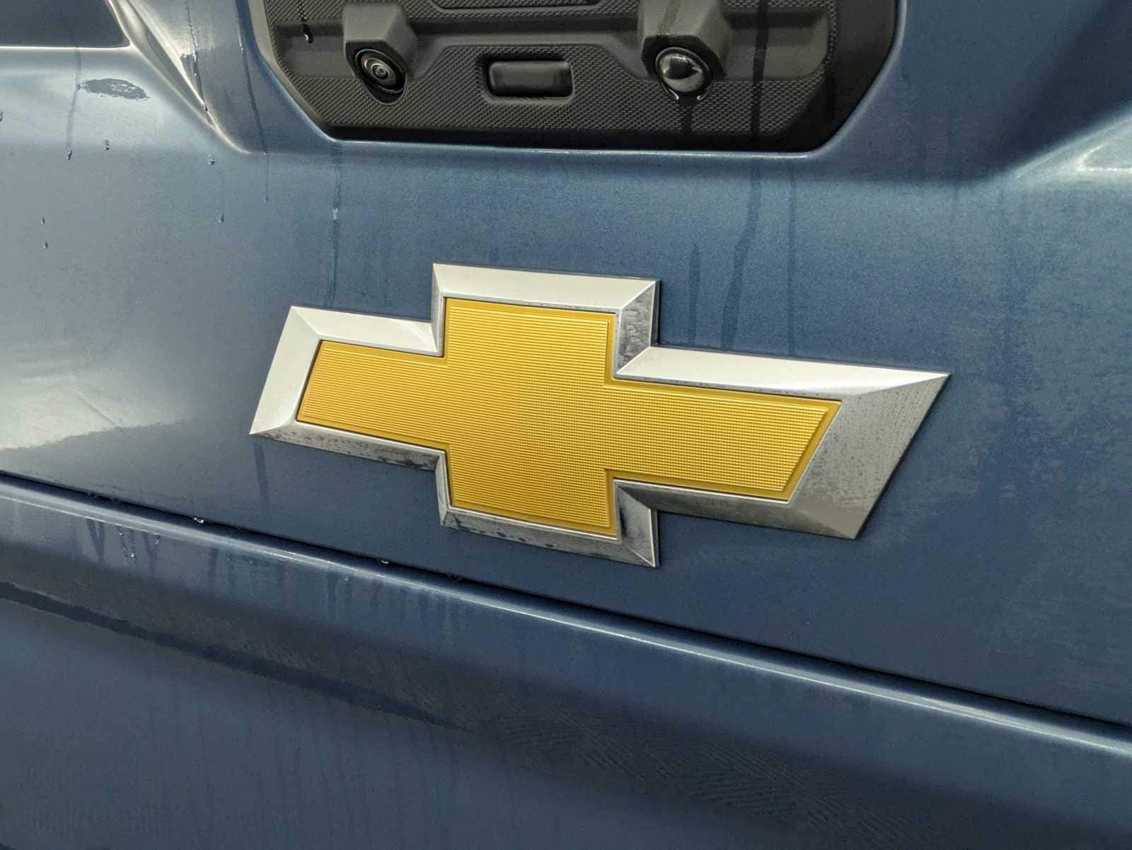 Thumbnail: 2024 Chevrolet Silverado 3500 - 13