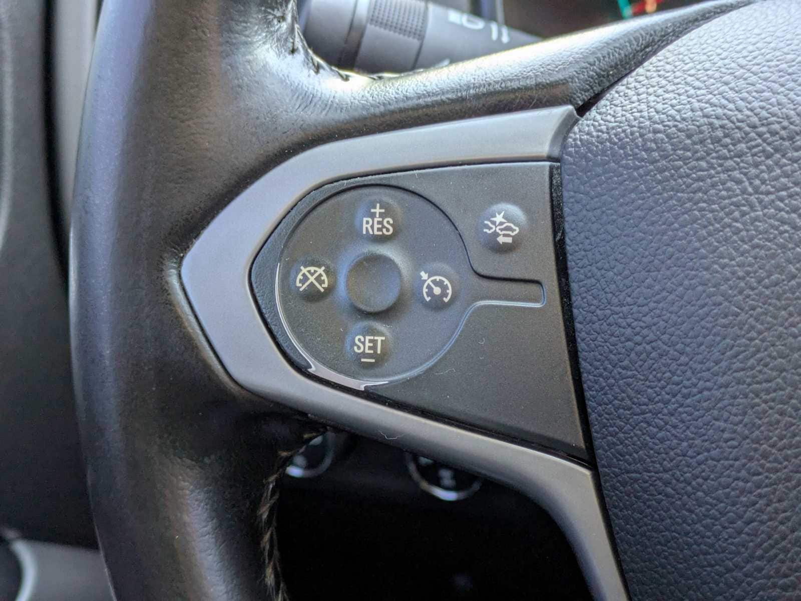 Thumbnail: 2017 Chevrolet Colorado - 24