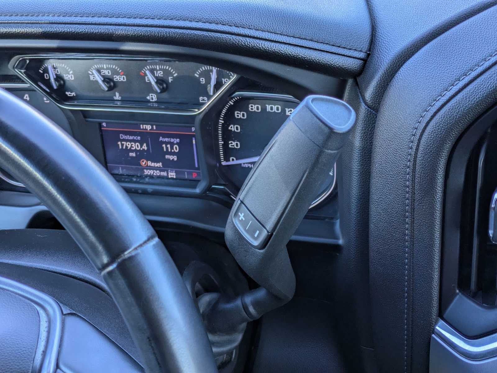 Thumbnail: 2023 GMC Sierra 3500 - 31