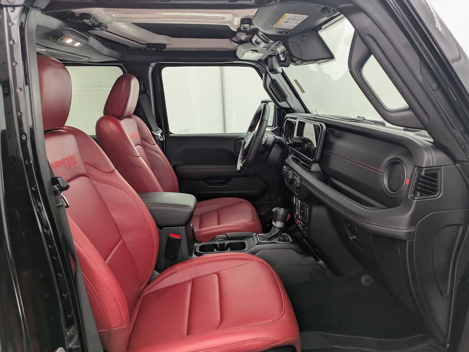 Thumbnail: 2024 Jeep Wrangler - 23