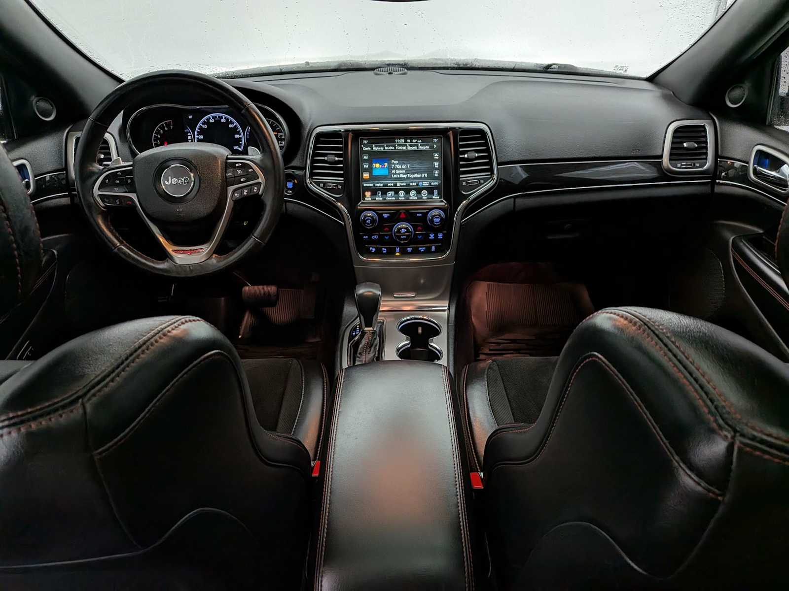 Thumbnail: 2017 Jeep Grand Cherokee - 18