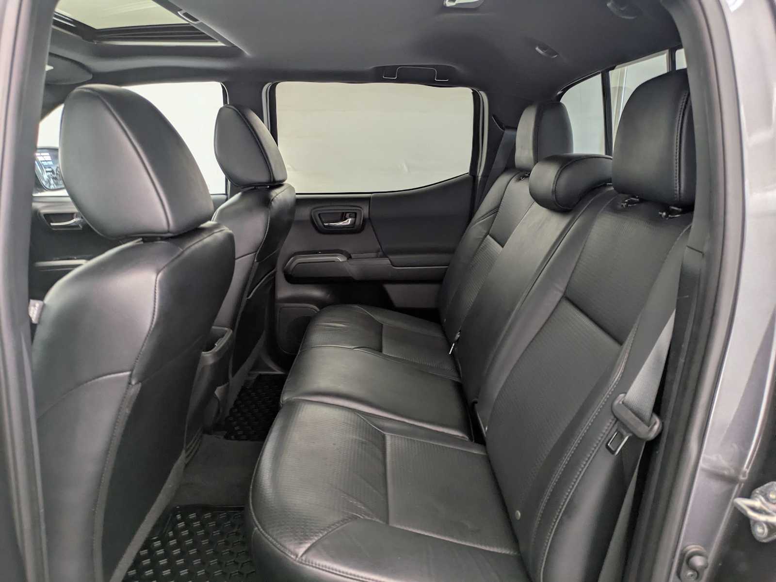 2020 Toyota Tacoma TRD Sport 23