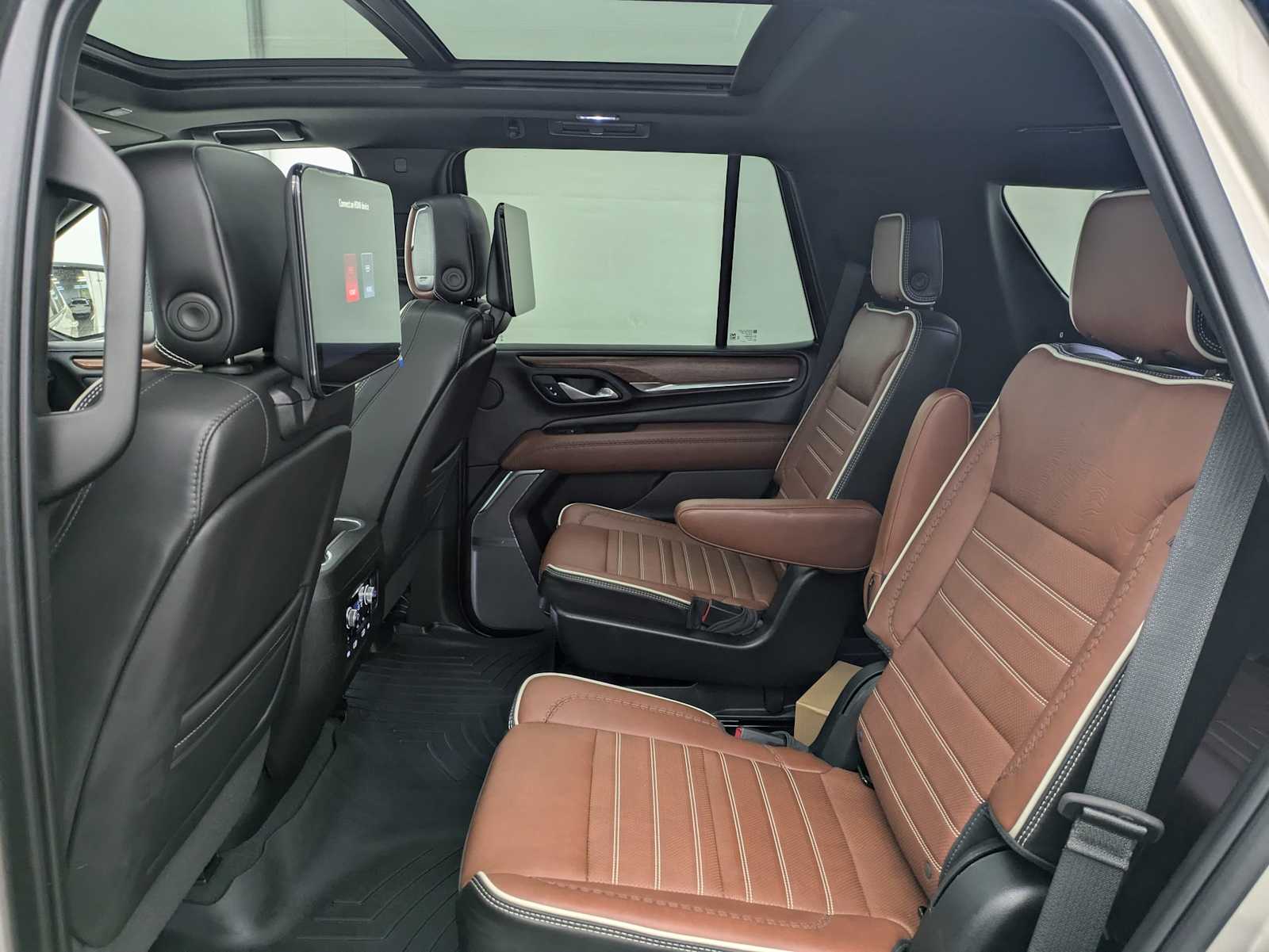 Thumbnail: 2023 GMC Yukon - 23