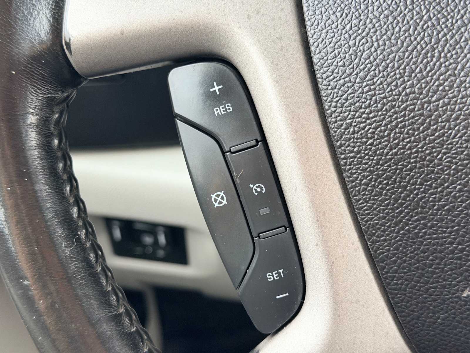 Thumbnail: 2009 Chevrolet Silverado 2500 - 23