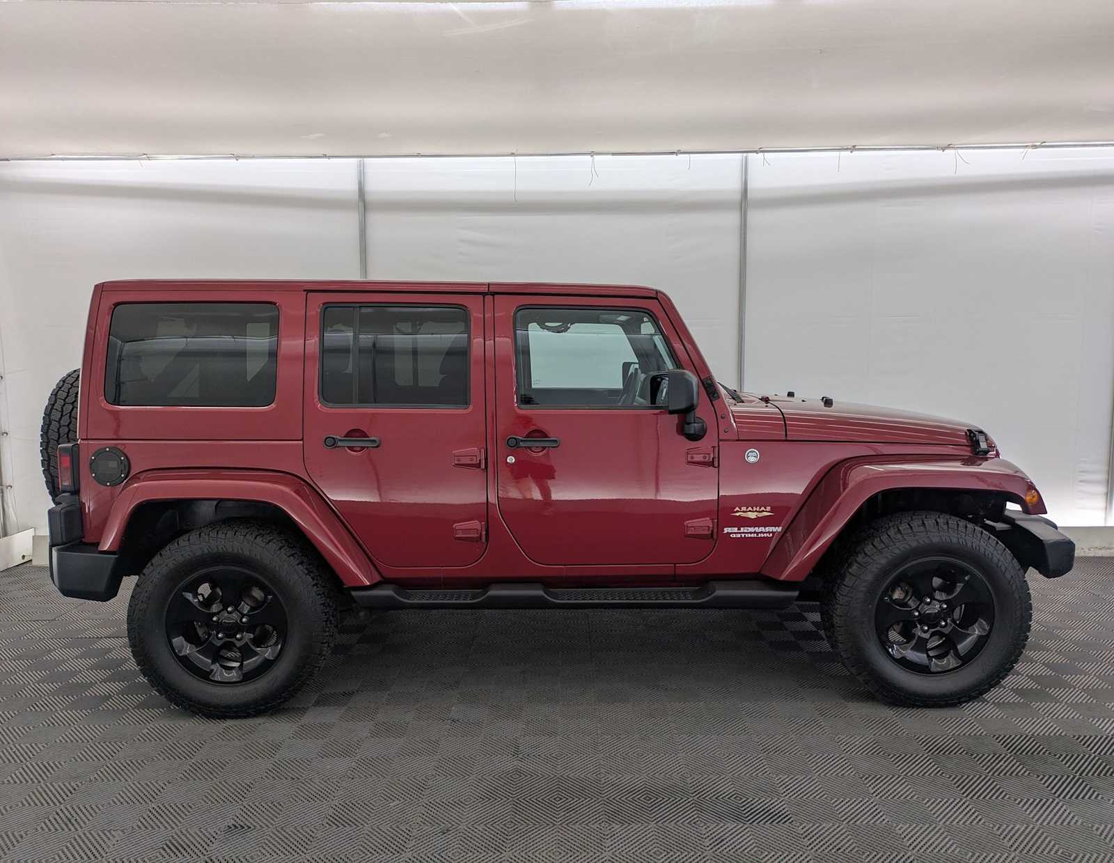 Thumbnail: 2013 Jeep Wrangler - 7