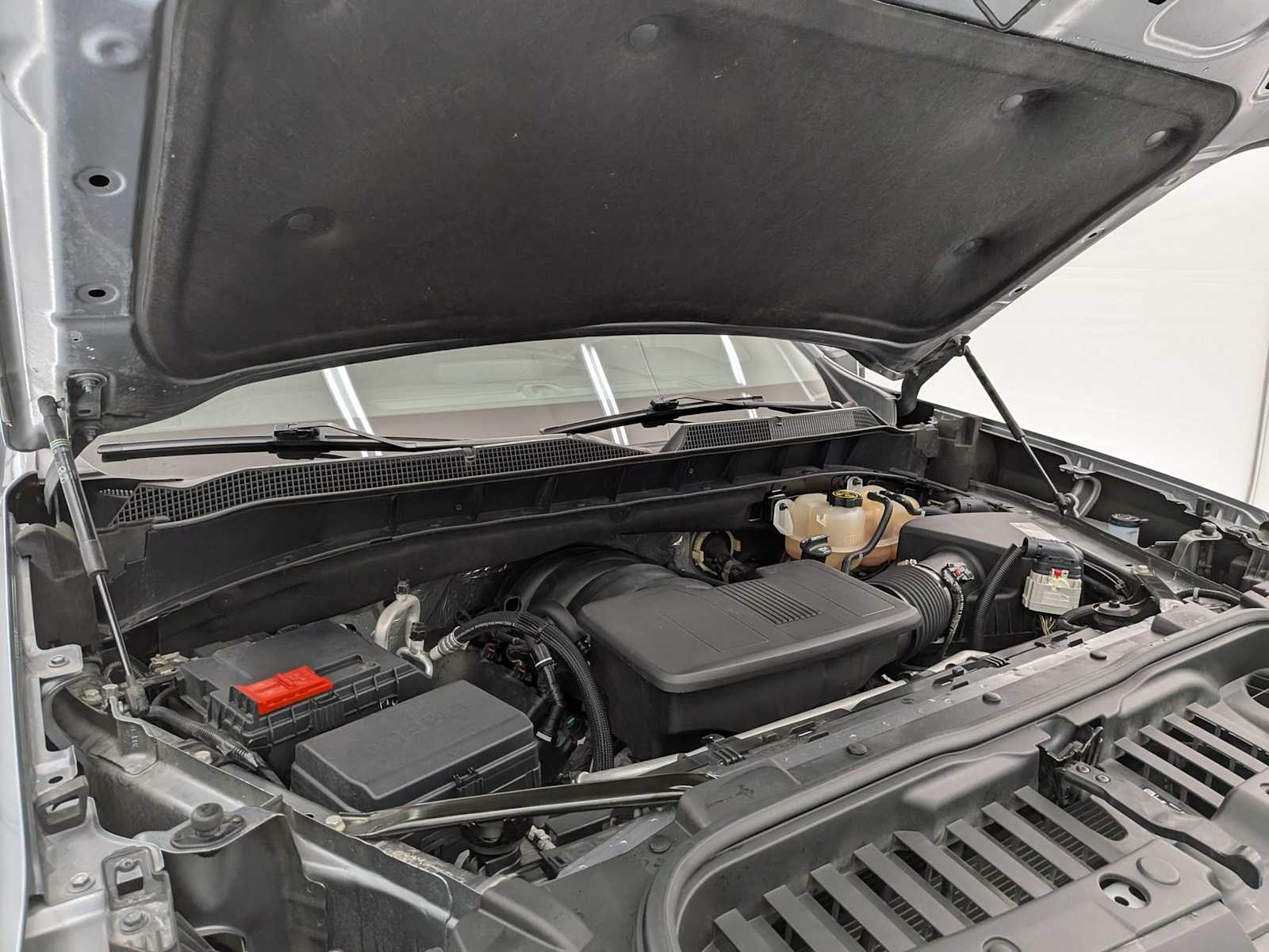 Thumbnail: 2020 Chevrolet Silverado 1500 - 17