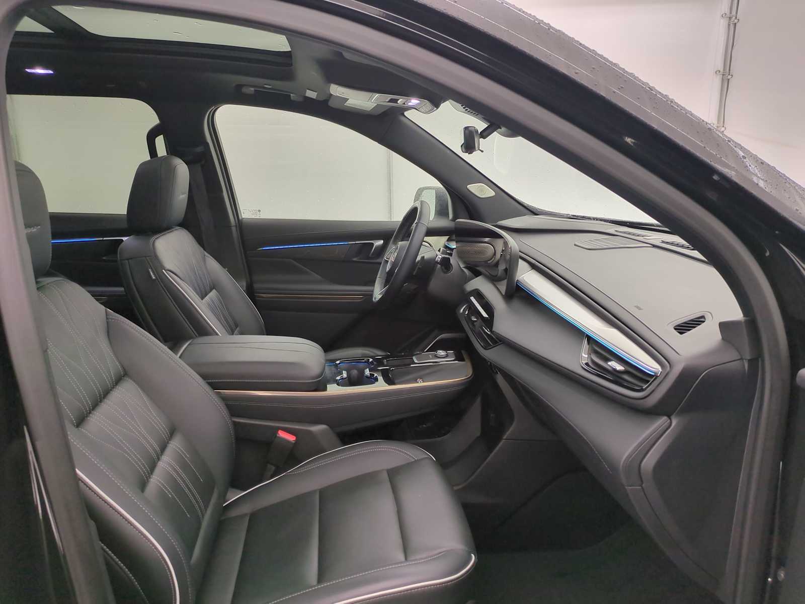 Thumbnail: 2025 Buick Enclave - 21