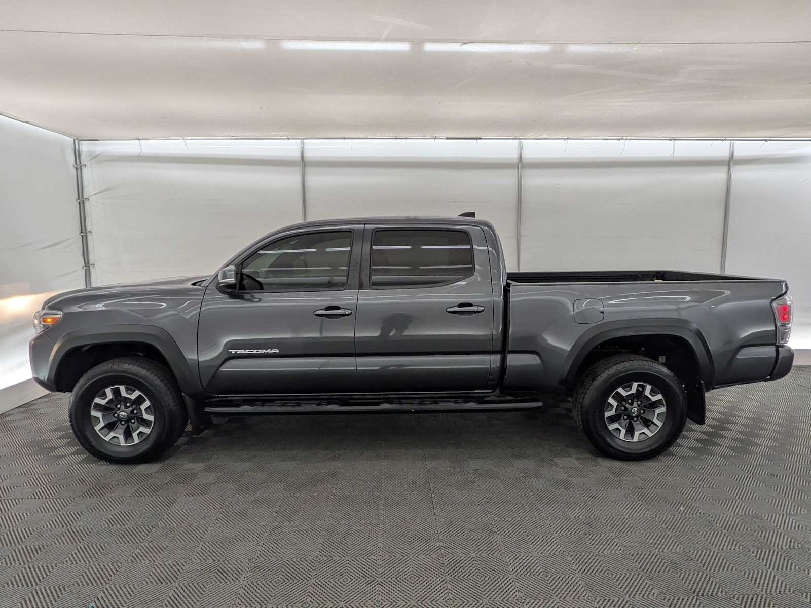Thumbnail: 2021 Toyota Tacoma - 3