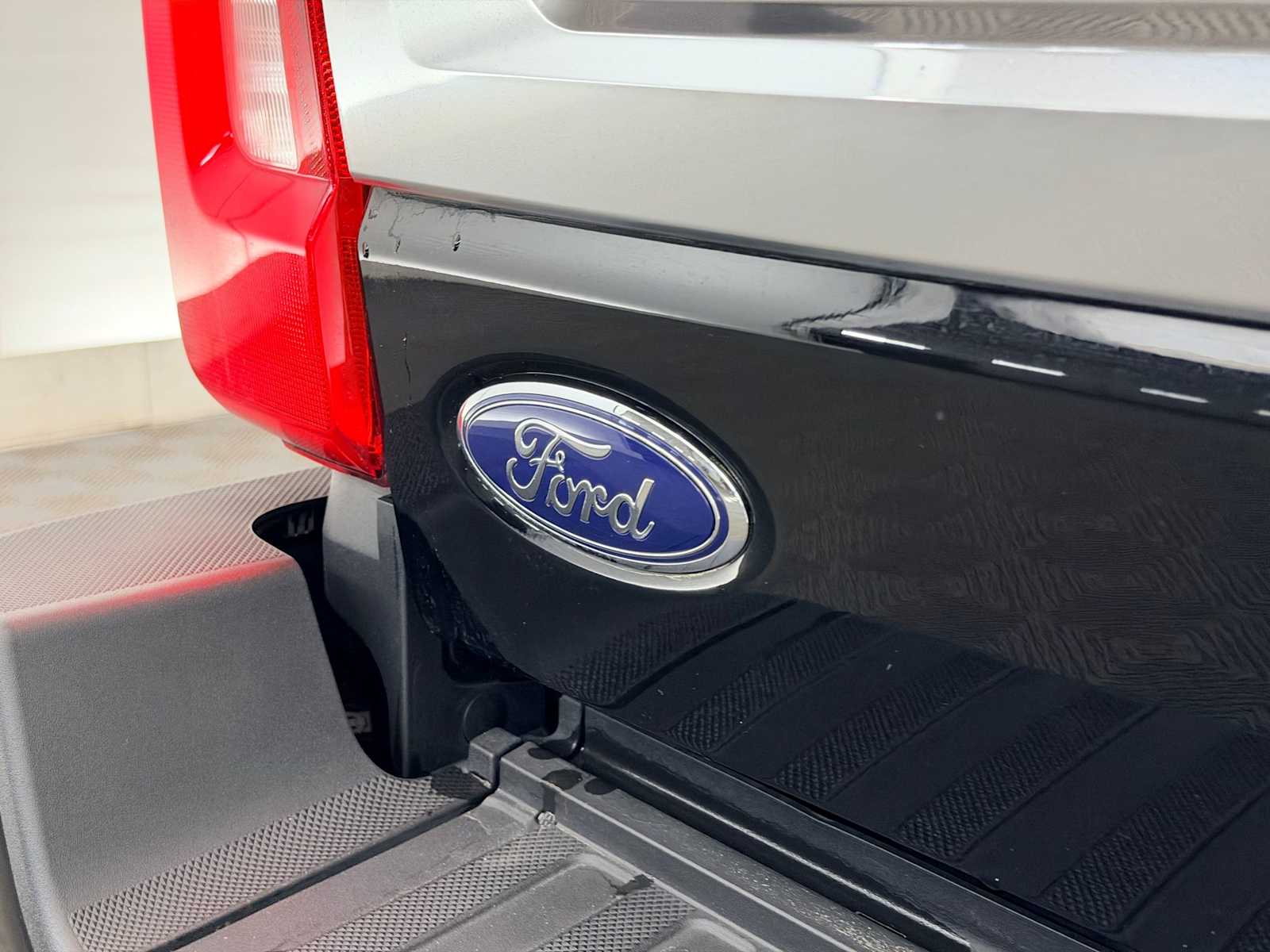 Thumbnail: 2025 Ford F-350 - 12