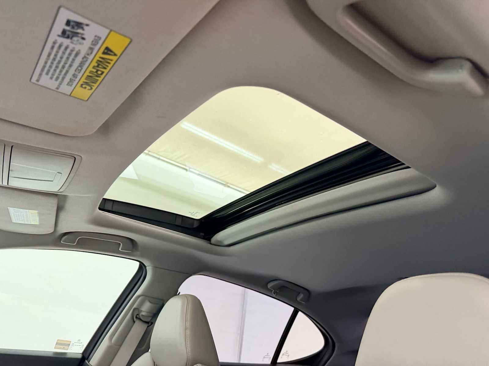 Thumbnail: 2015 Acura TLX - 19