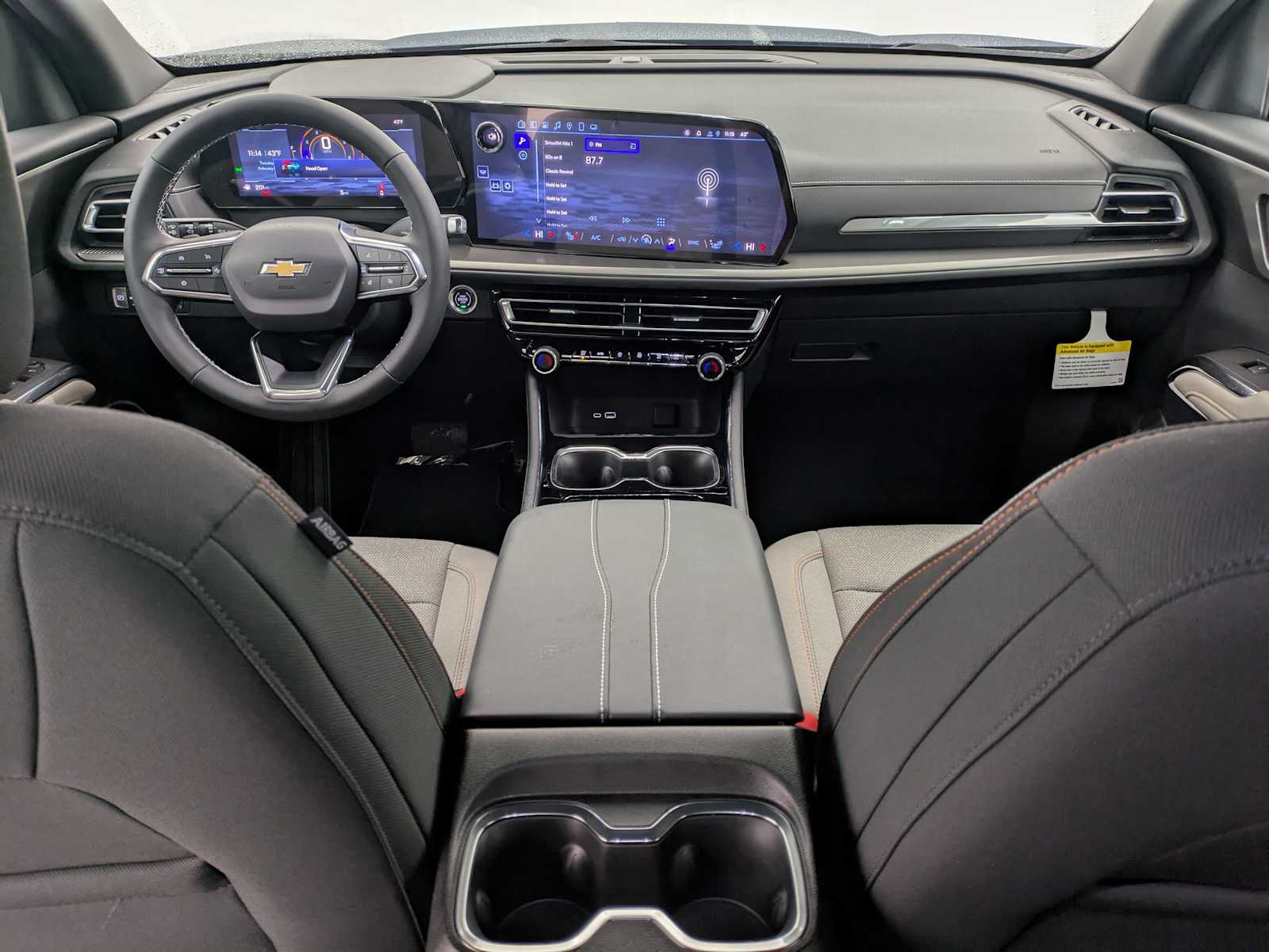2025 Chevrolet Traverse LT 15