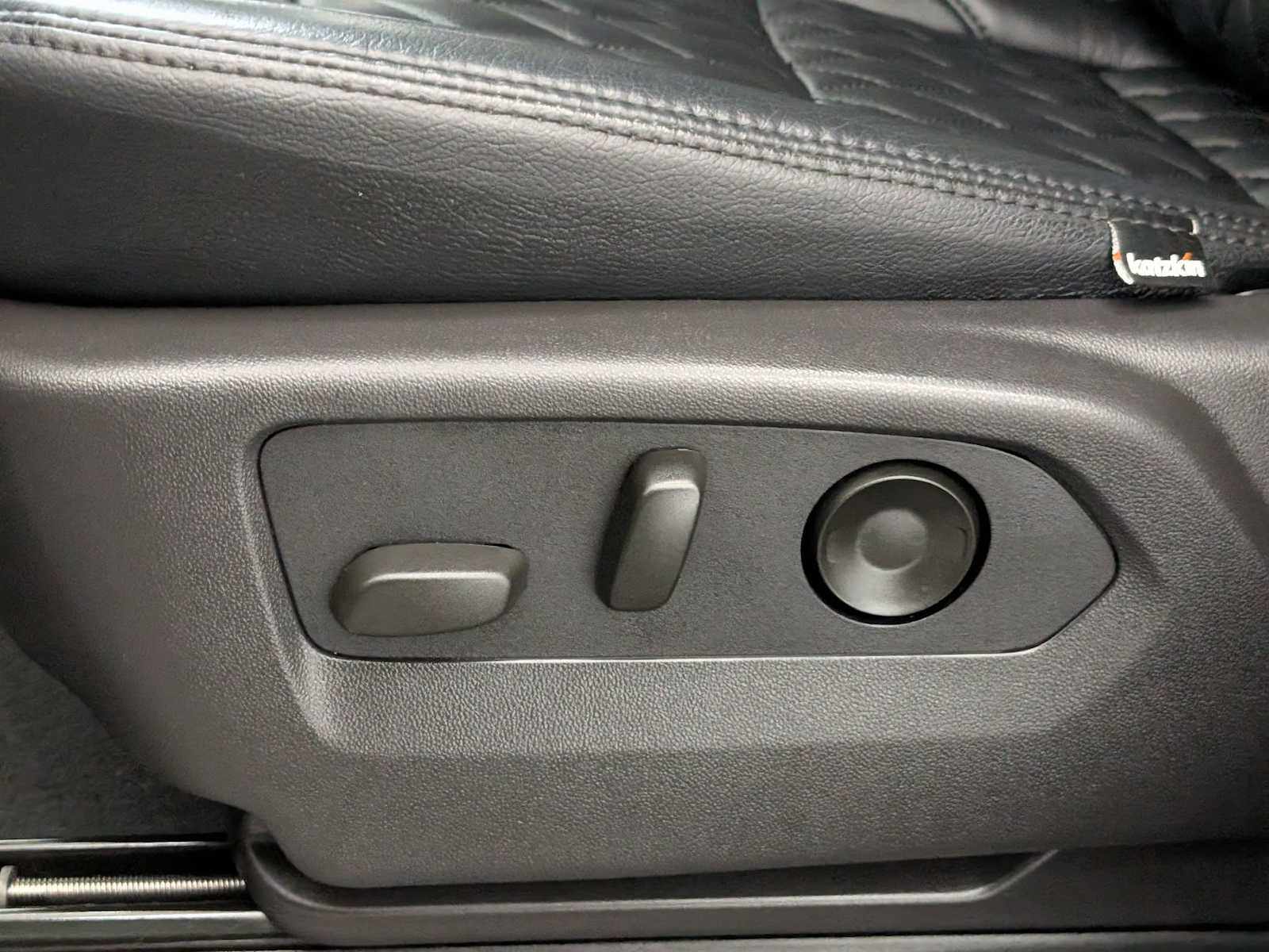 Thumbnail: 2024 Chevrolet Silverado 1500 - 21