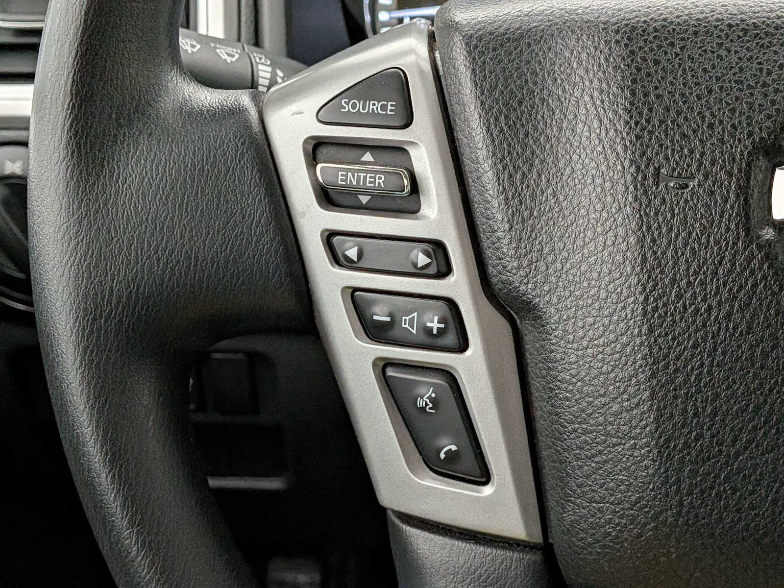 Thumbnail: 2019 Nissan Titan - 25