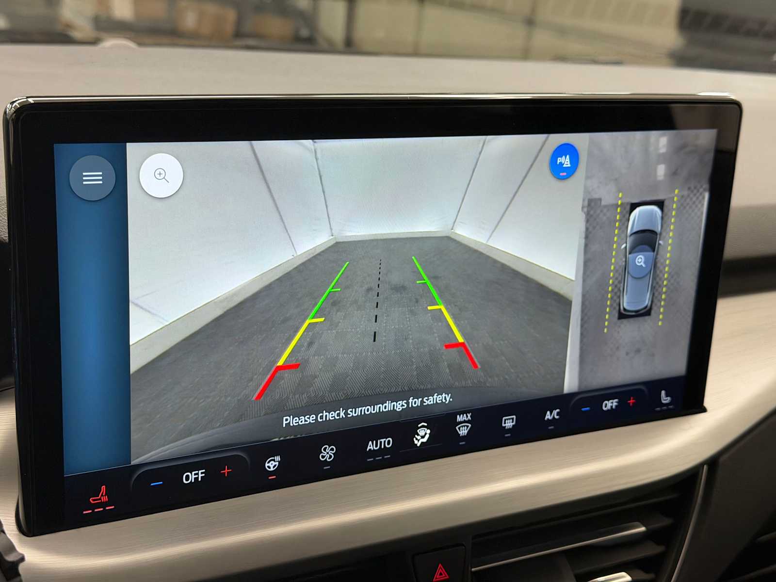 Thumbnail: 2024 Ford Escape - 30