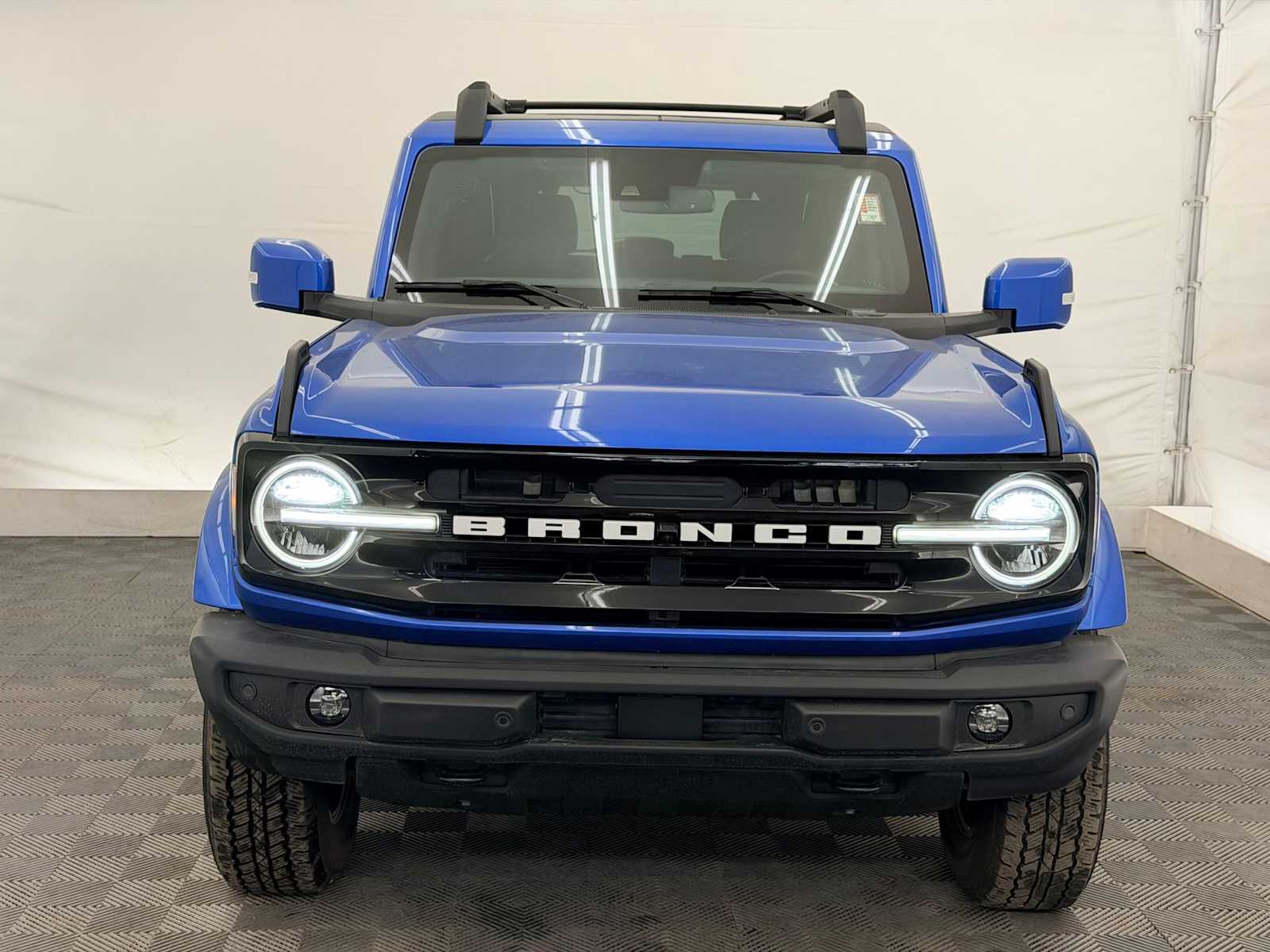 Thumbnail: 2024 Ford Bronco - 9