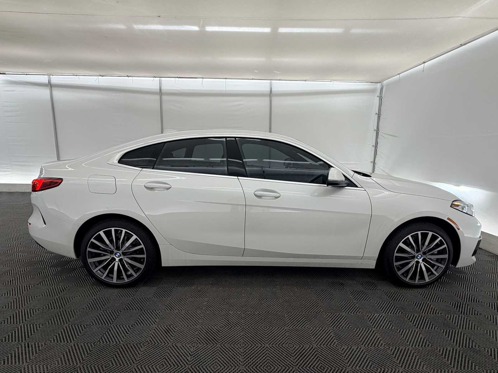 Thumbnail: 2024 BMW 2 Series - 7