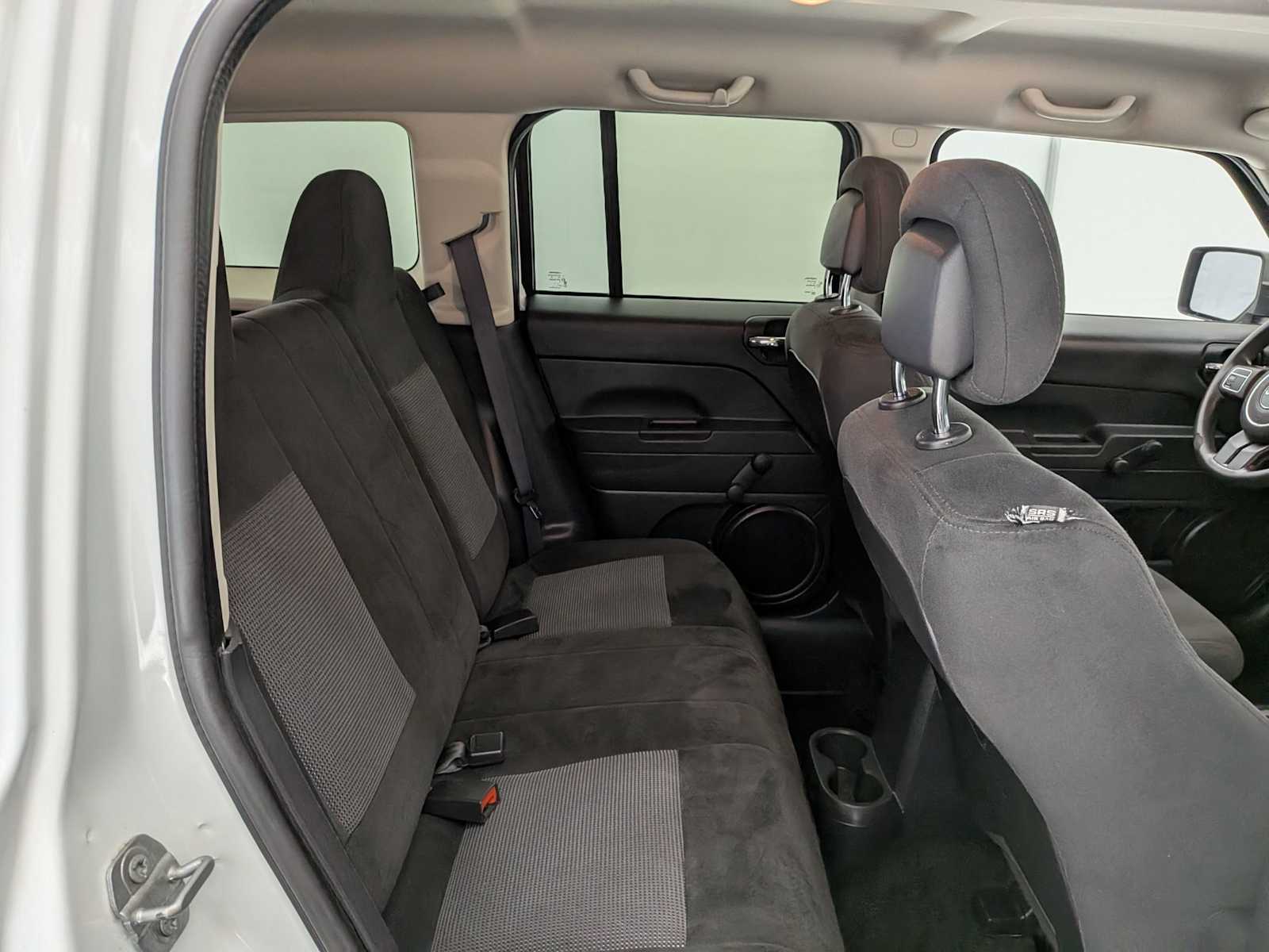 Thumbnail: 2016 Jeep Patriot - 20
