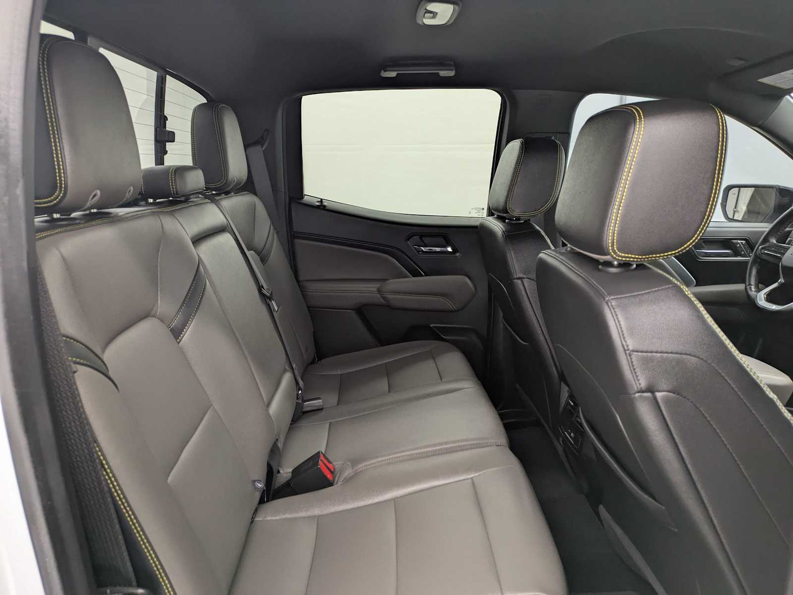 Thumbnail: 2023 Chevrolet Colorado - 22