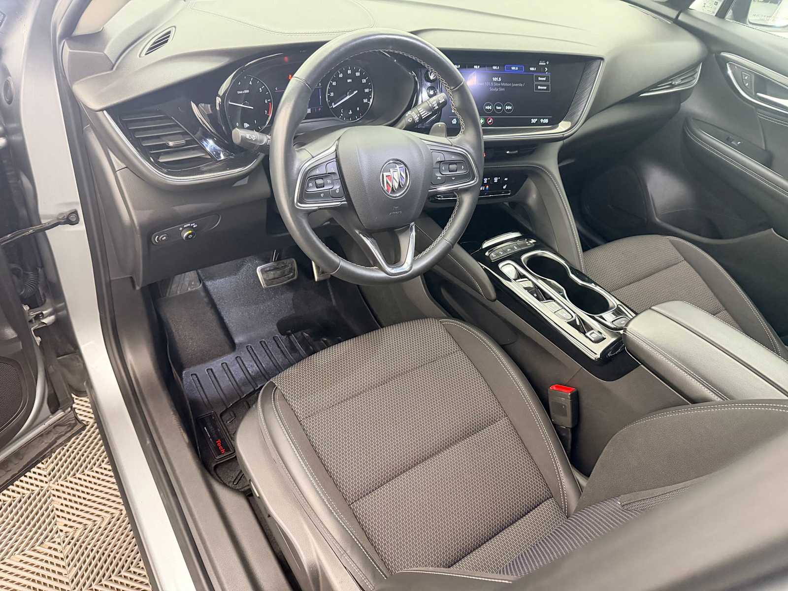 Thumbnail: 2023 Buick Envision - 2