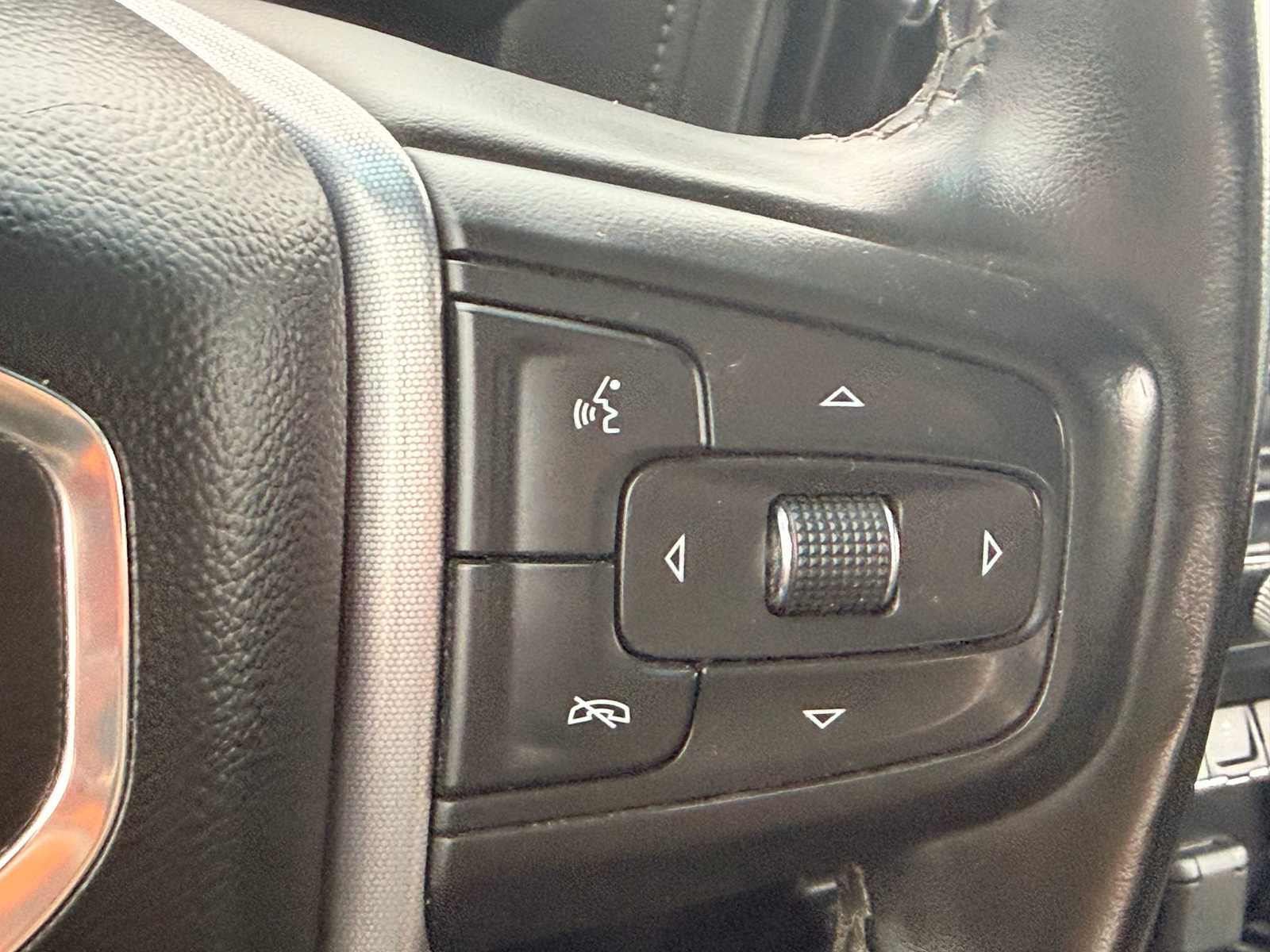 Thumbnail: 2023 GMC Sierra 3500 - 25