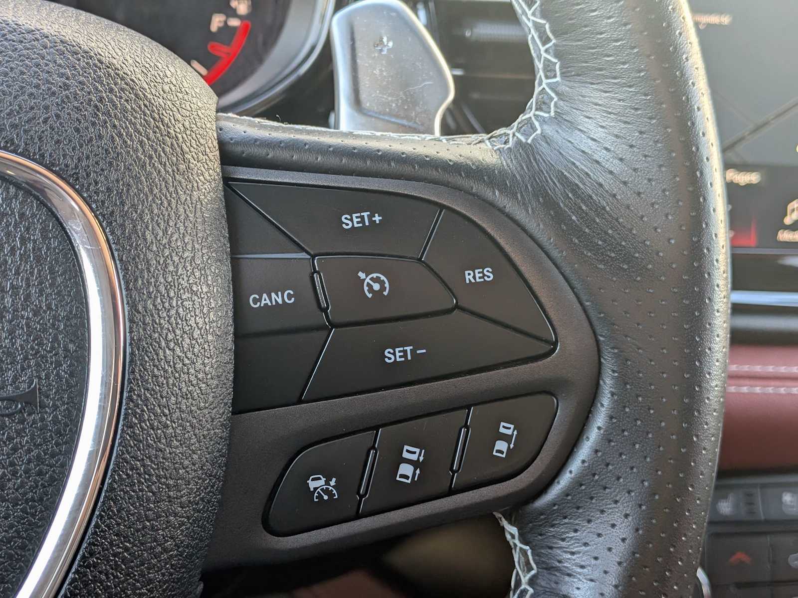 Thumbnail: 2023 Dodge Durango - 26