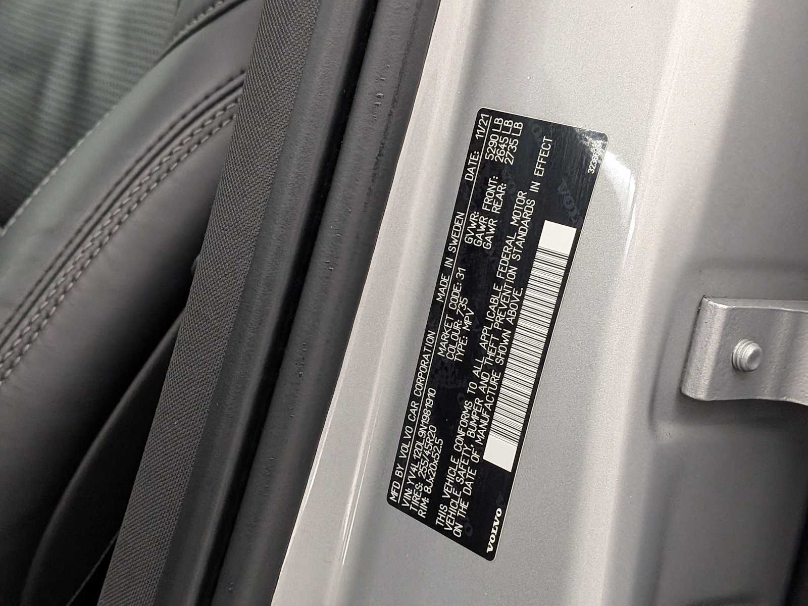 Thumbnail: 2022 Volvo XC60 - 37