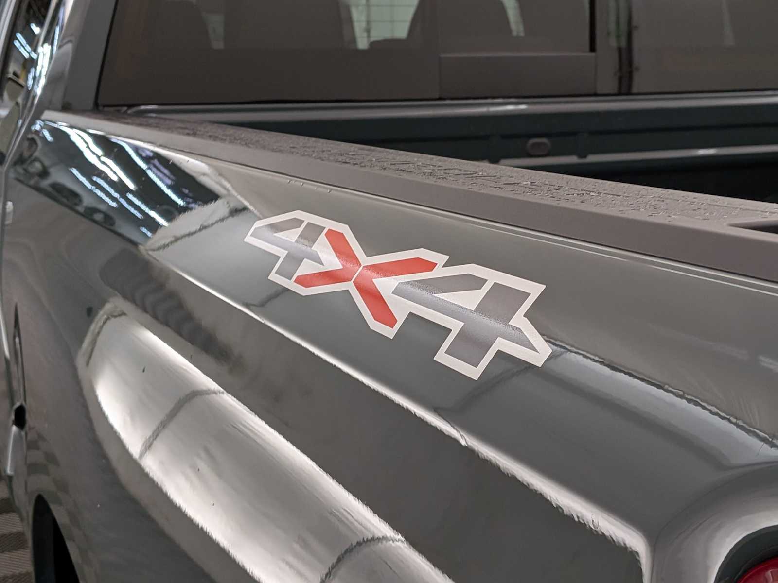 Thumbnail: 2026 Chevrolet Silverado 1500 - 13