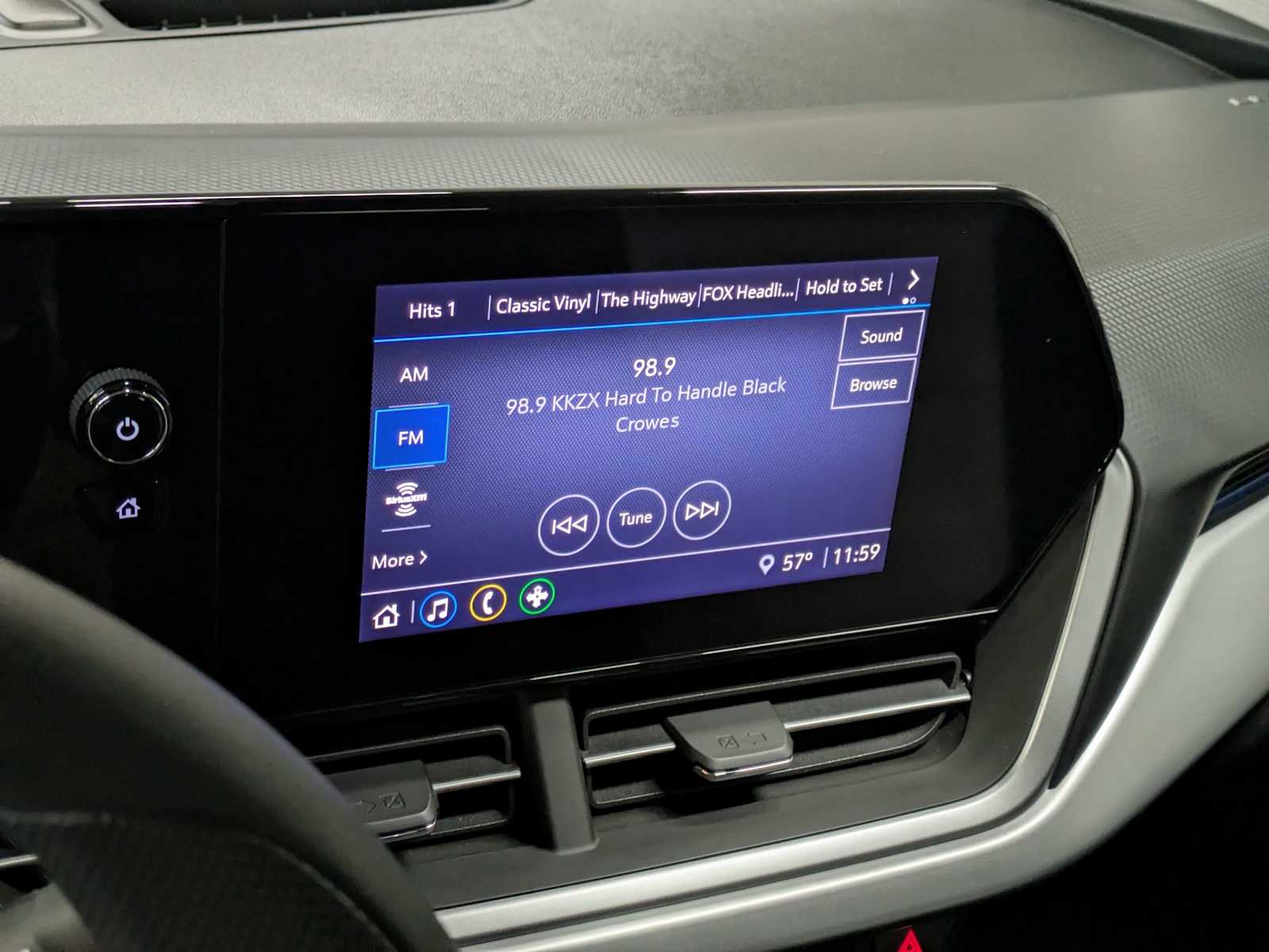 Thumbnail: 2025 Chevrolet Trax - 29