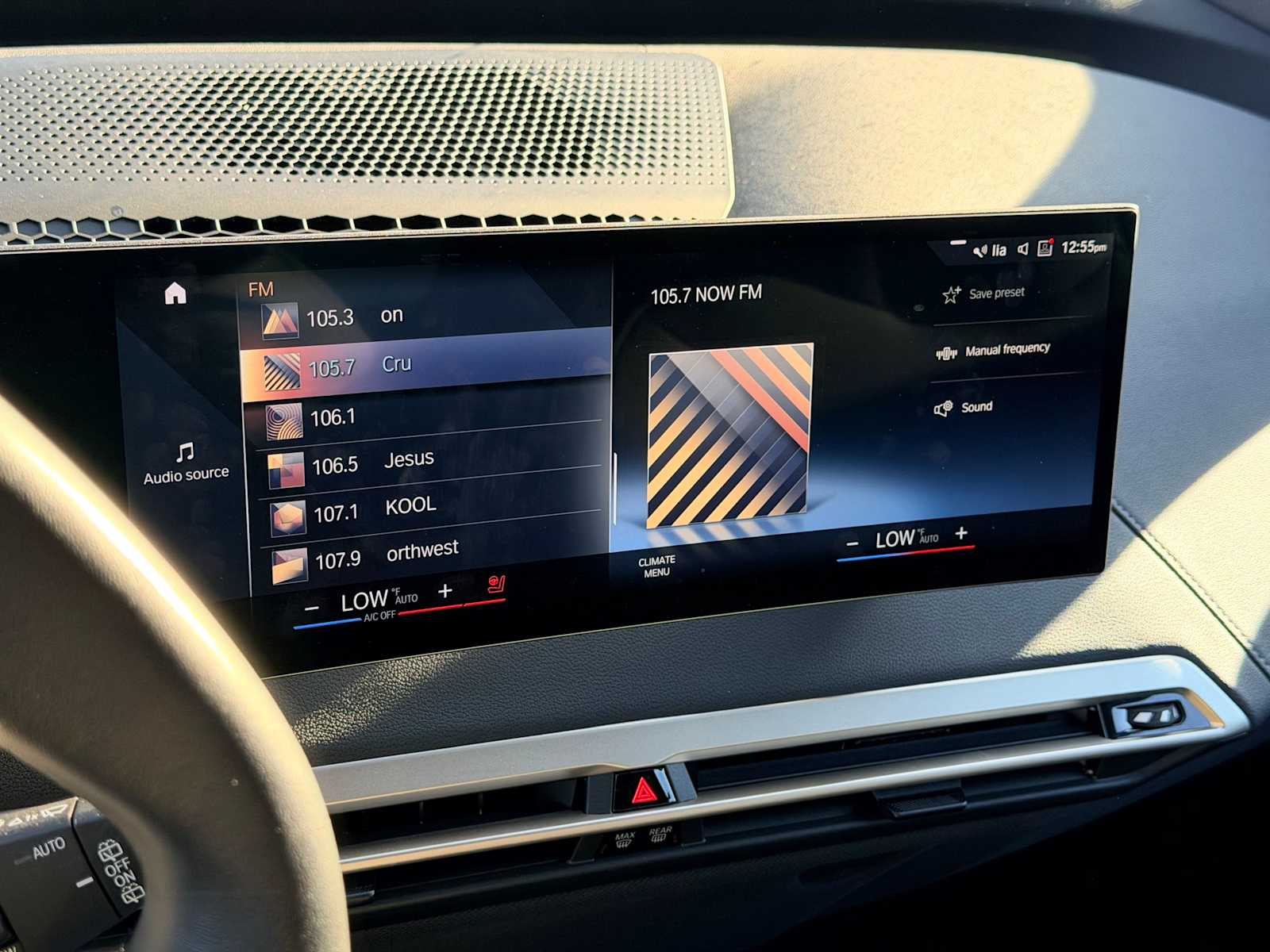 Thumbnail: 2023 BMW iX - 30