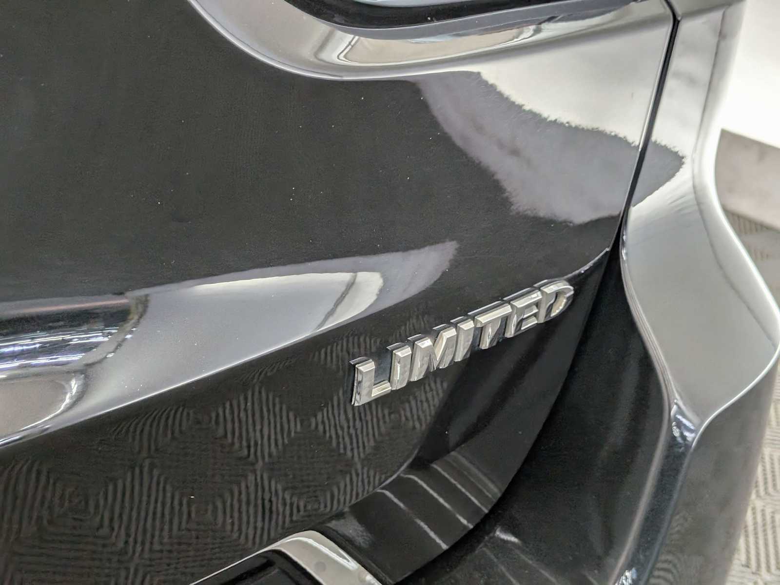 Thumbnail: 2016 Jeep Grand Cherokee - 14