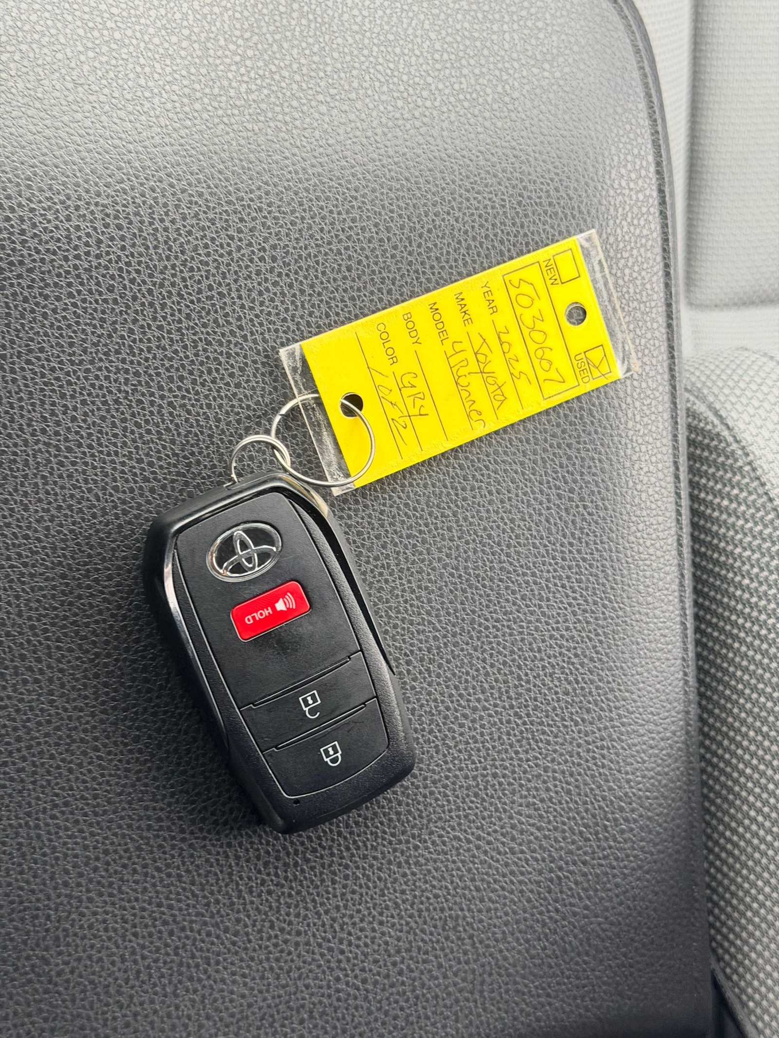 Thumbnail: 2025 Toyota 4Runner - 33