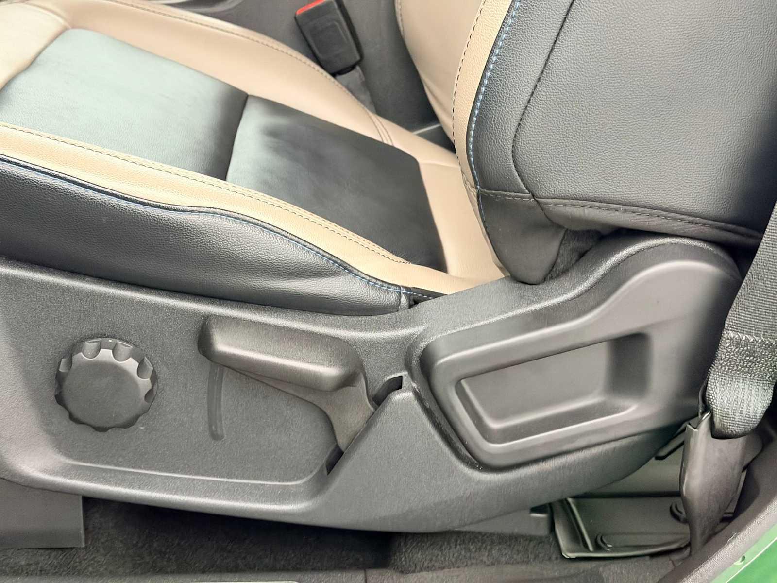 Thumbnail: 2024 Ford Bronco - 18