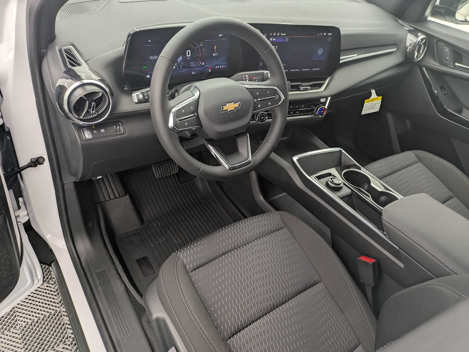 Thumbnail: 2026 Chevrolet Equinox - 2