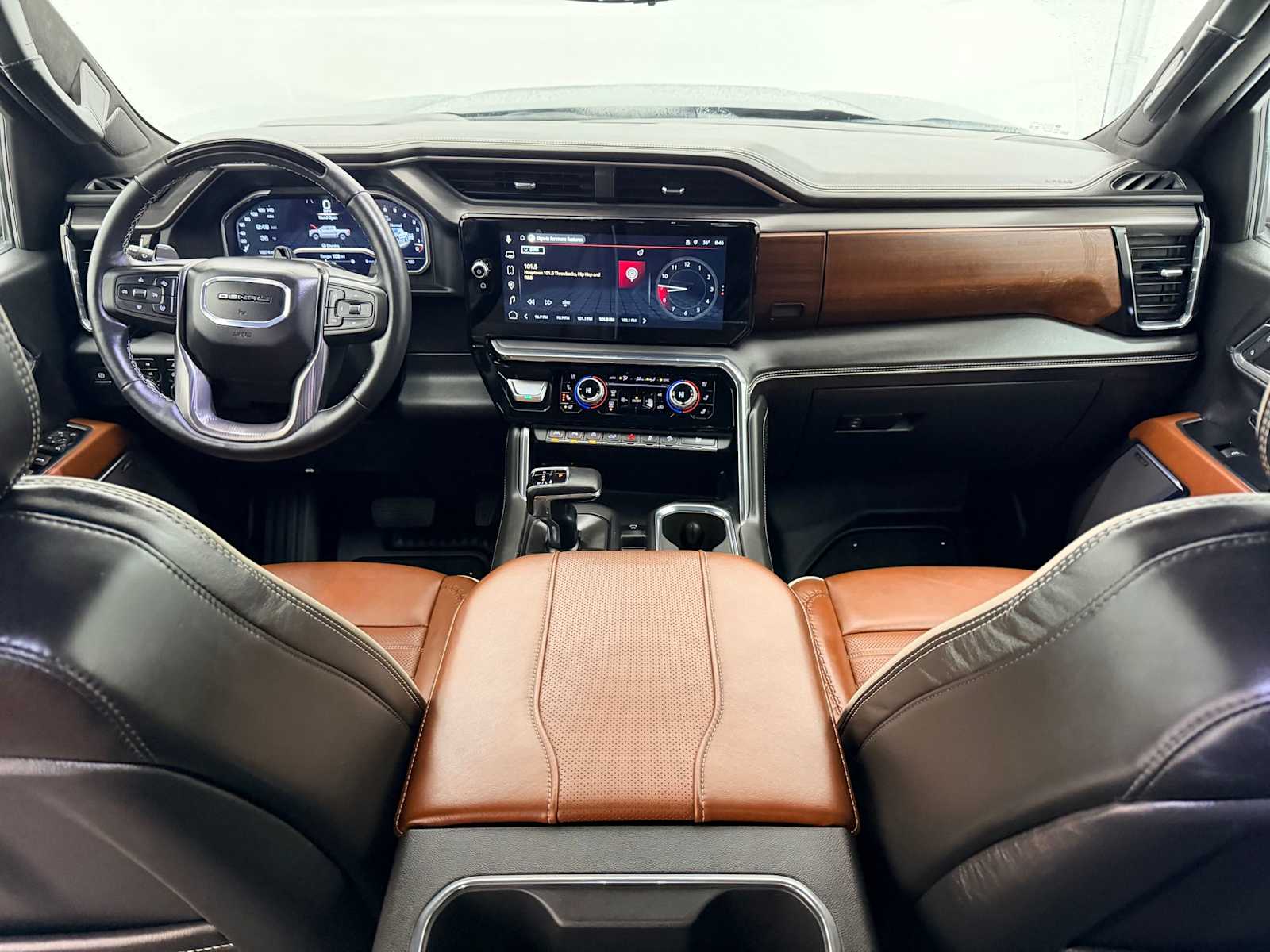 Thumbnail: 2024 GMC Sierra 1500 - 16