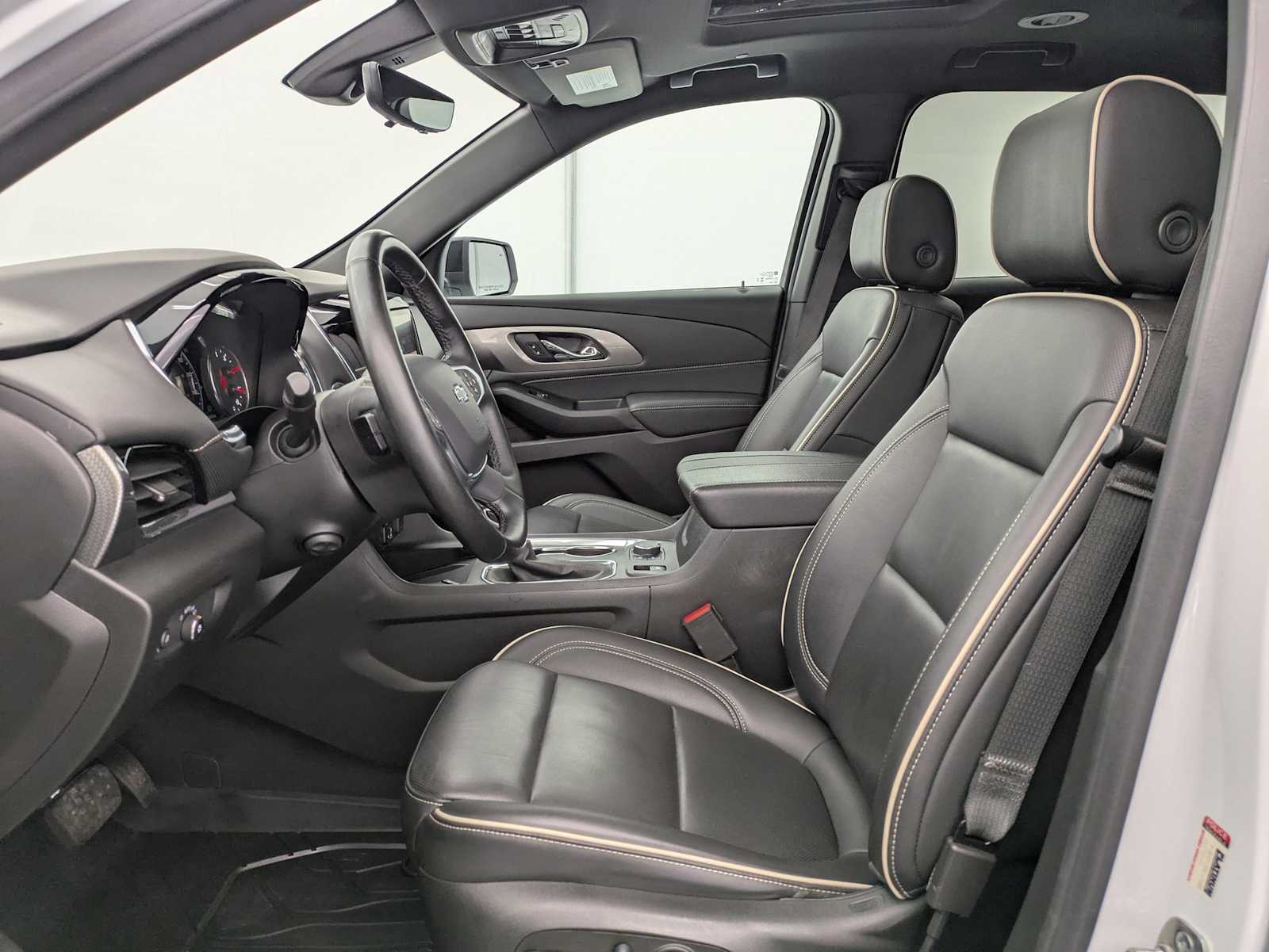 Thumbnail: 2024 Chevrolet Traverse - 18