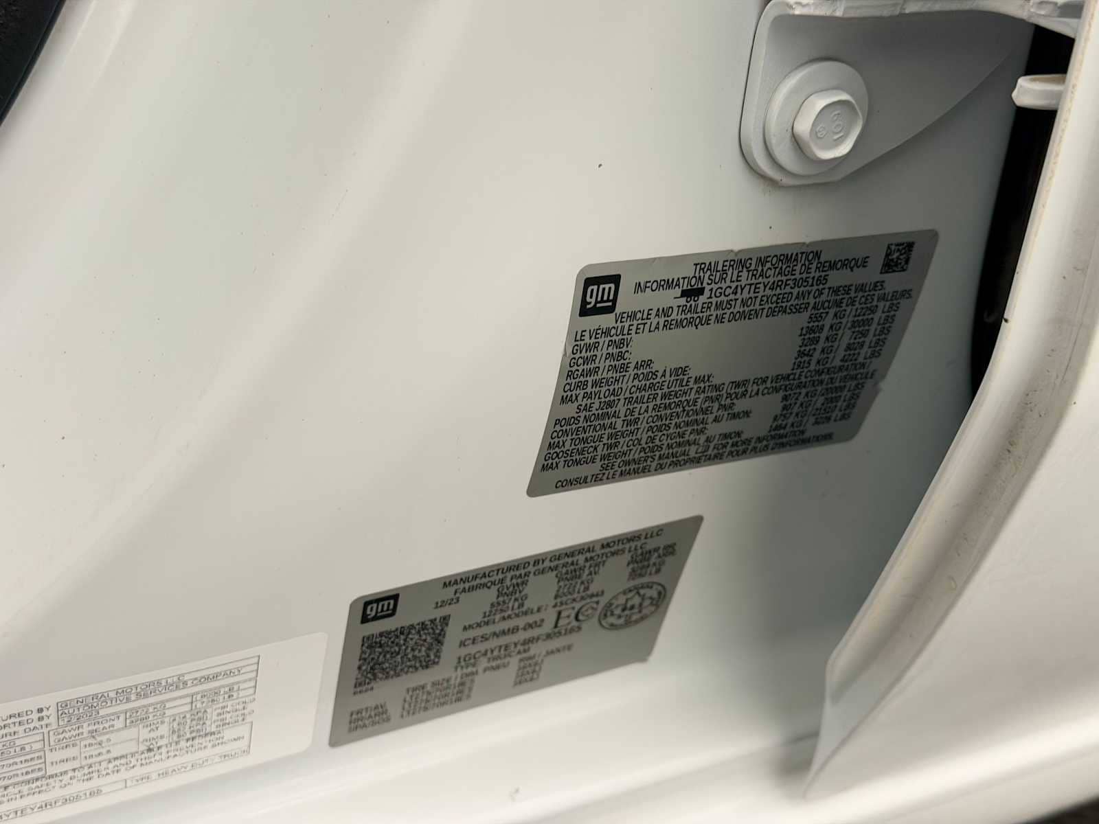 Thumbnail: 2024 Chevrolet Silverado 3500 - 35