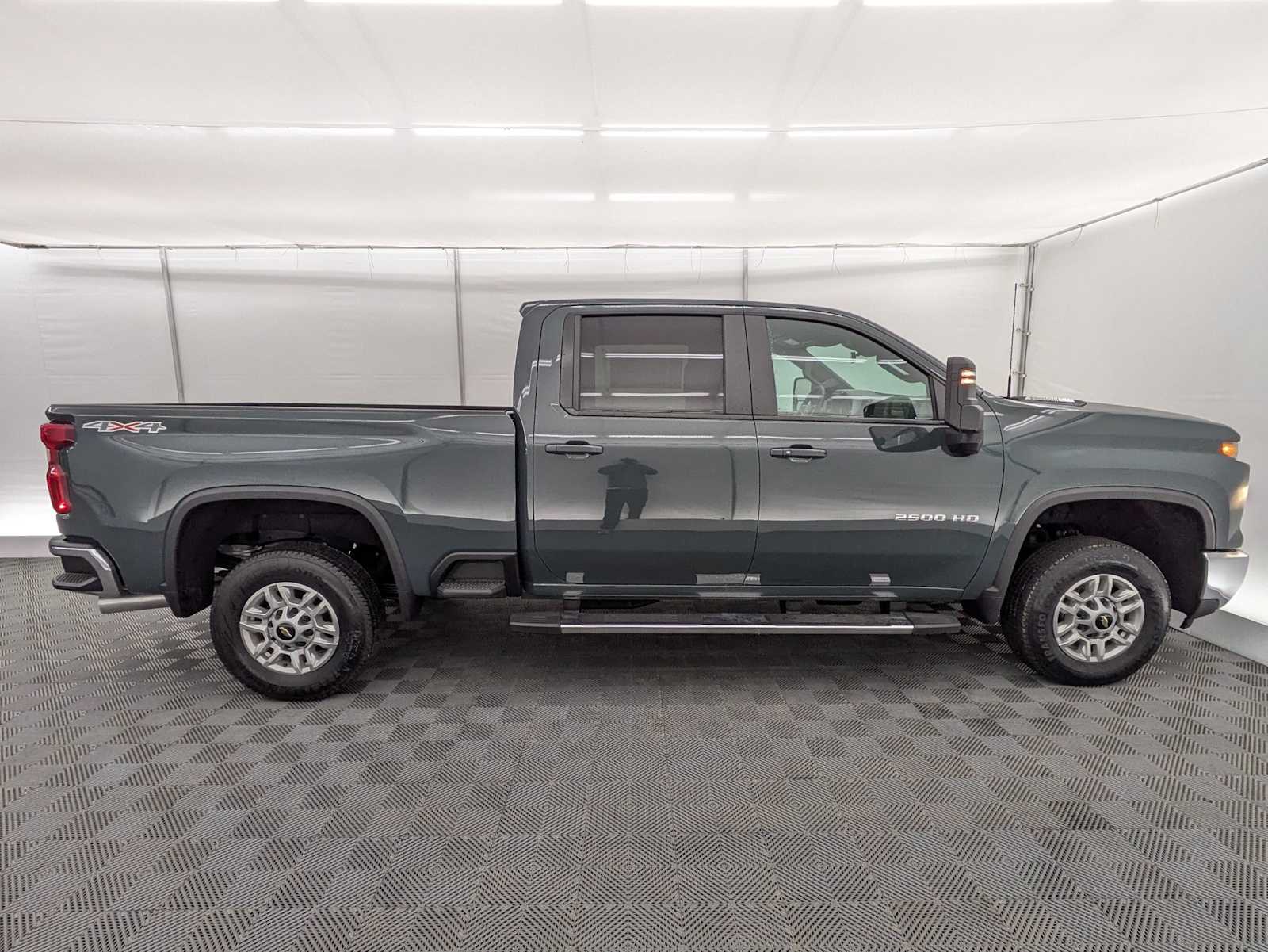 Thumbnail: 2025 Chevrolet Silverado 2500 - 7