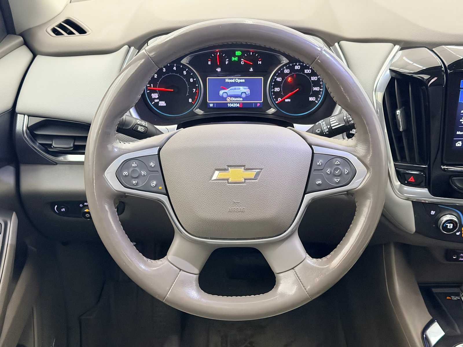 Thumbnail: 2021 Chevrolet Traverse - 24