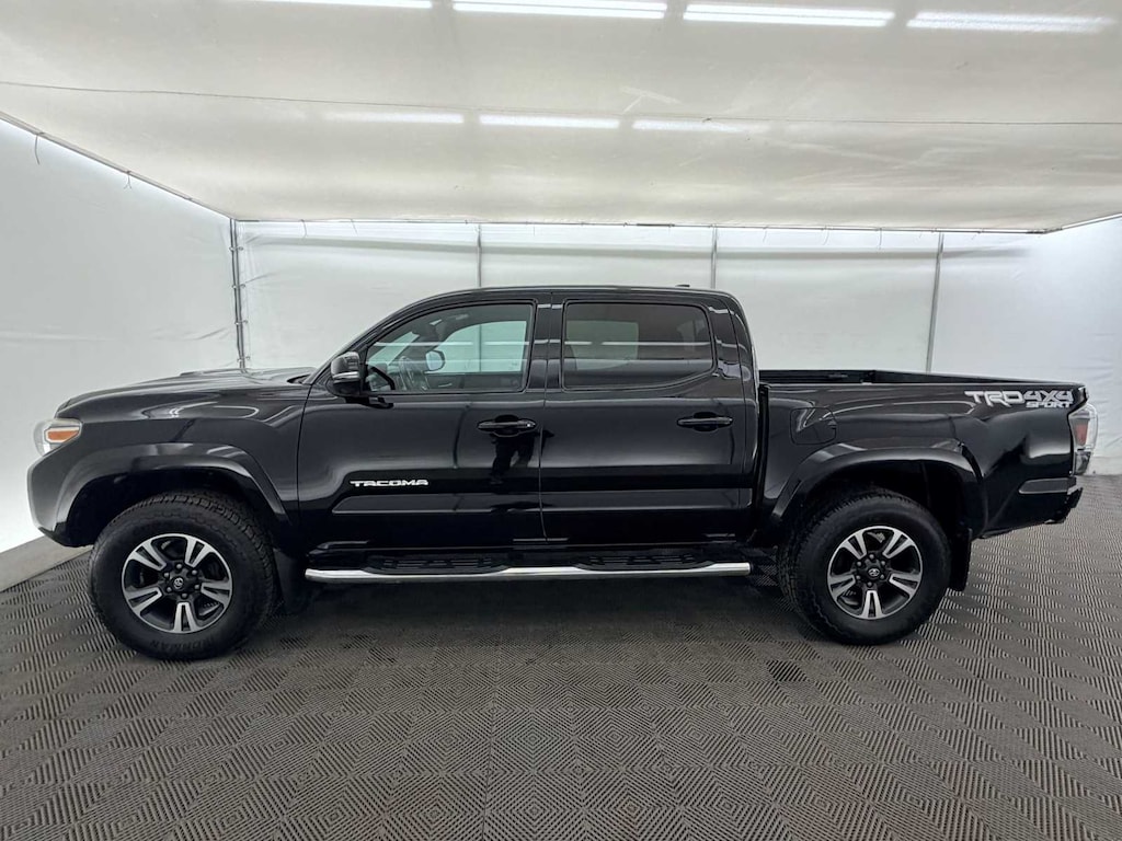 Used 2016 Toyota Tacoma TRD Sport V6 Truck Double Cab