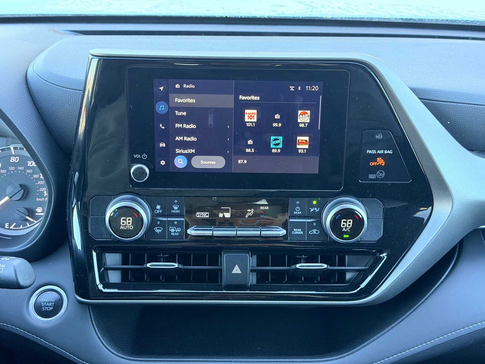 Thumbnail: 2024 Toyota Highlander - 28