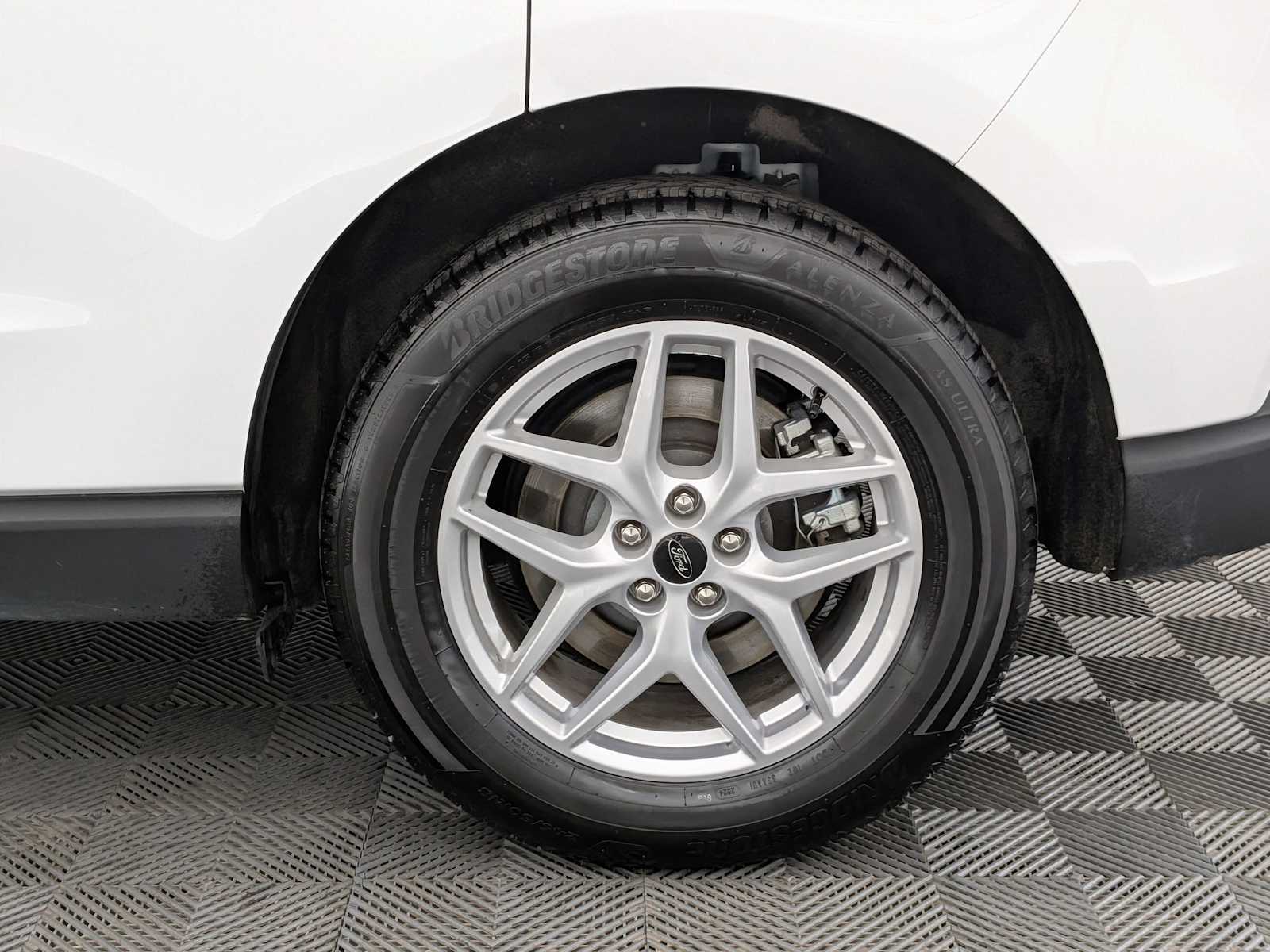 Thumbnail: 2024 Ford Edge - 14