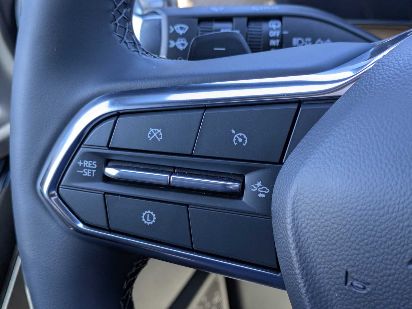 Thumbnail: 2026 Chevrolet Equinox - 24