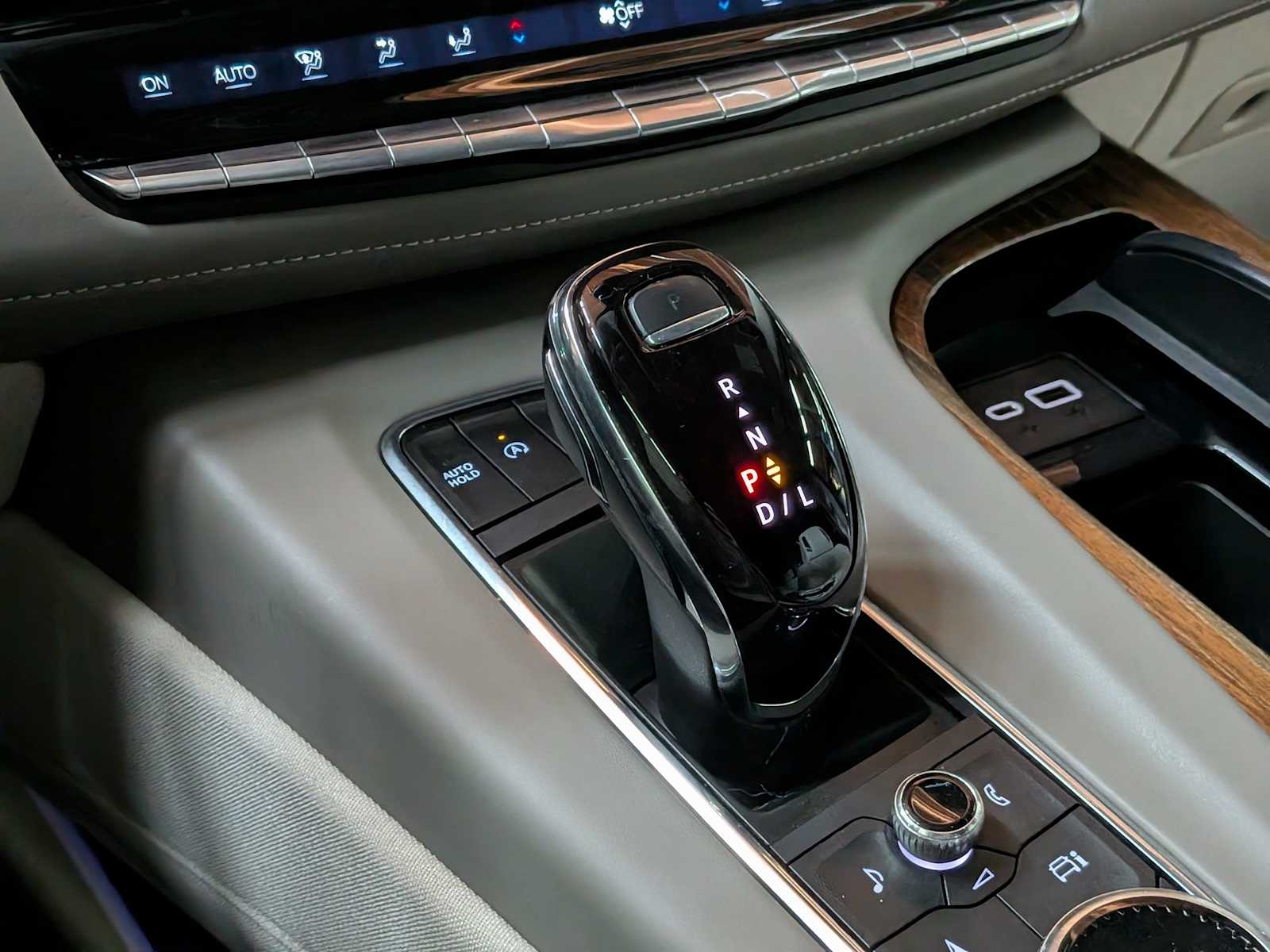 Thumbnail: 2022 Cadillac Escalade - 33