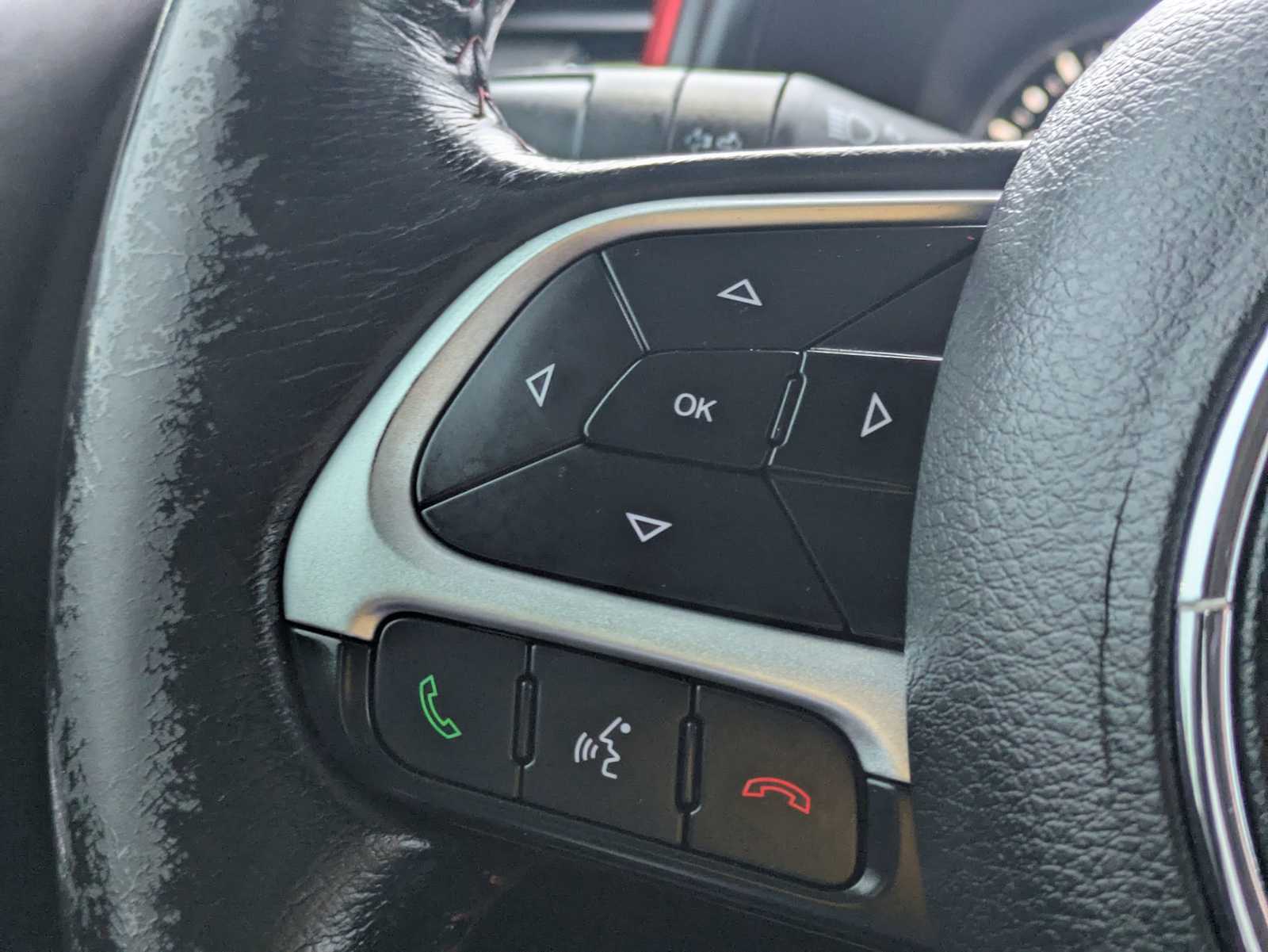 Thumbnail: 2016 Jeep Renegade - 26