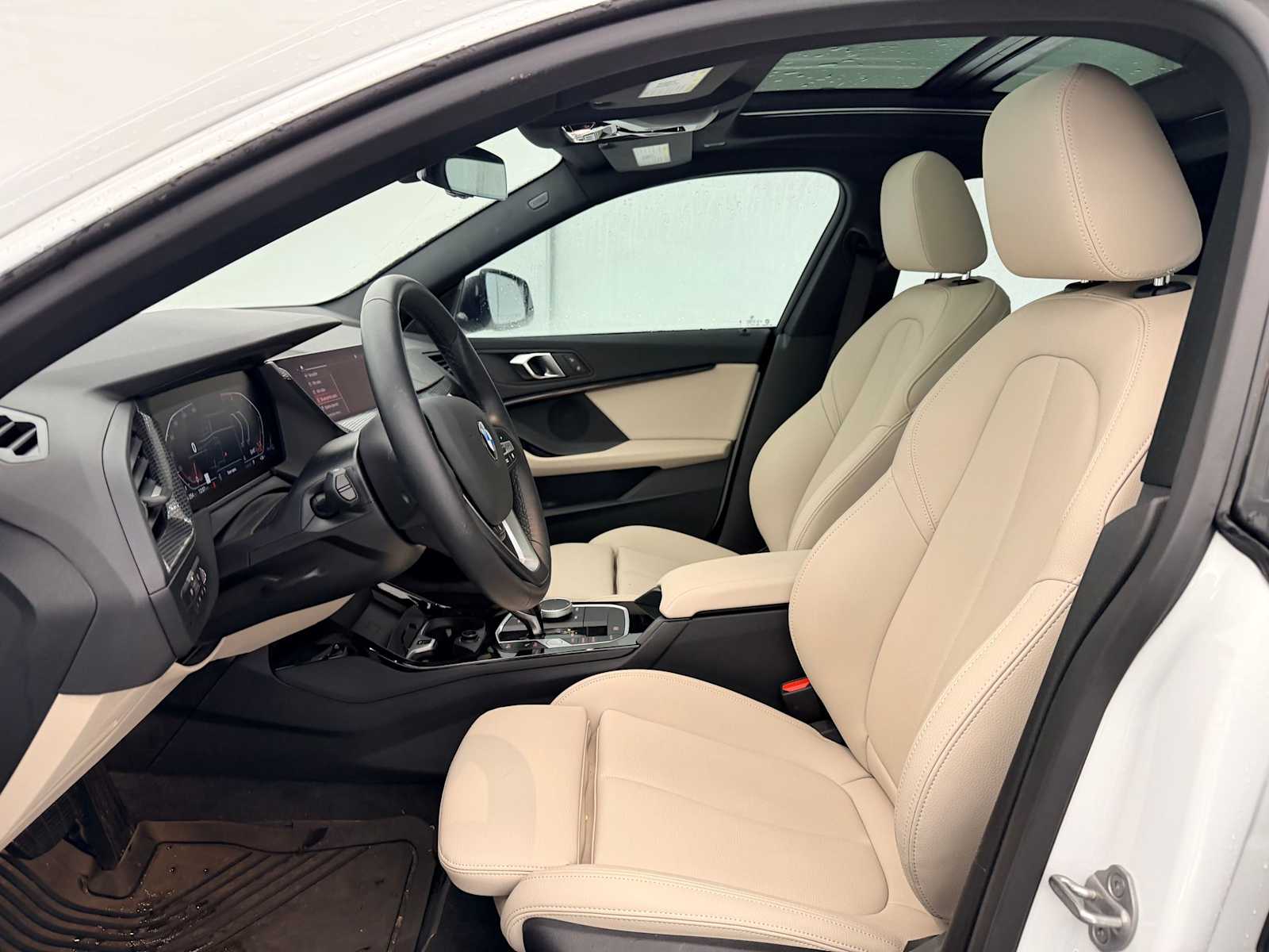 Thumbnail: 2024 BMW 2 Series - 17