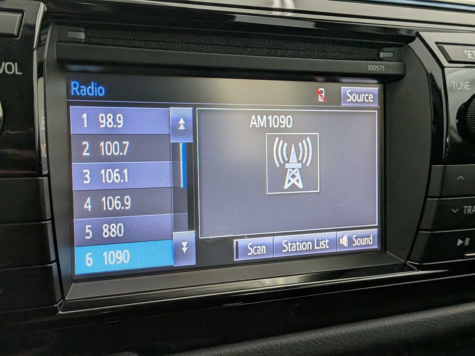 Thumbnail: 2016 Toyota Corolla - 28