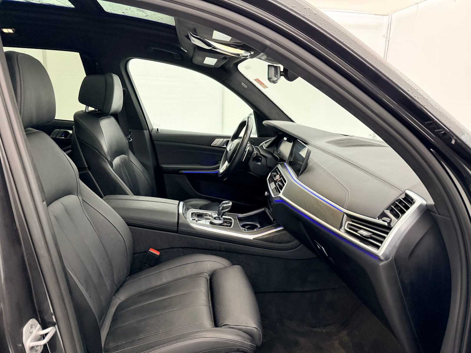 Thumbnail: 2022 BMW X7 - 23