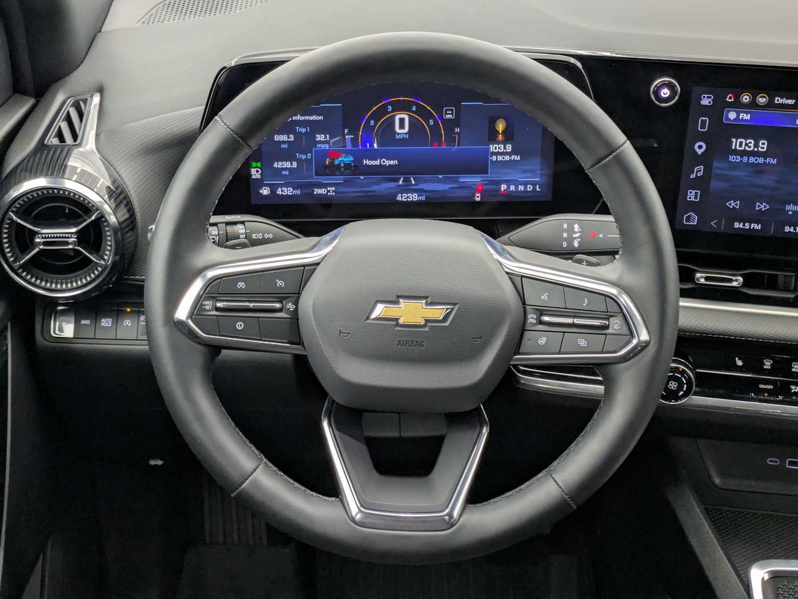 Thumbnail: 2026 Chevrolet Equinox - 22